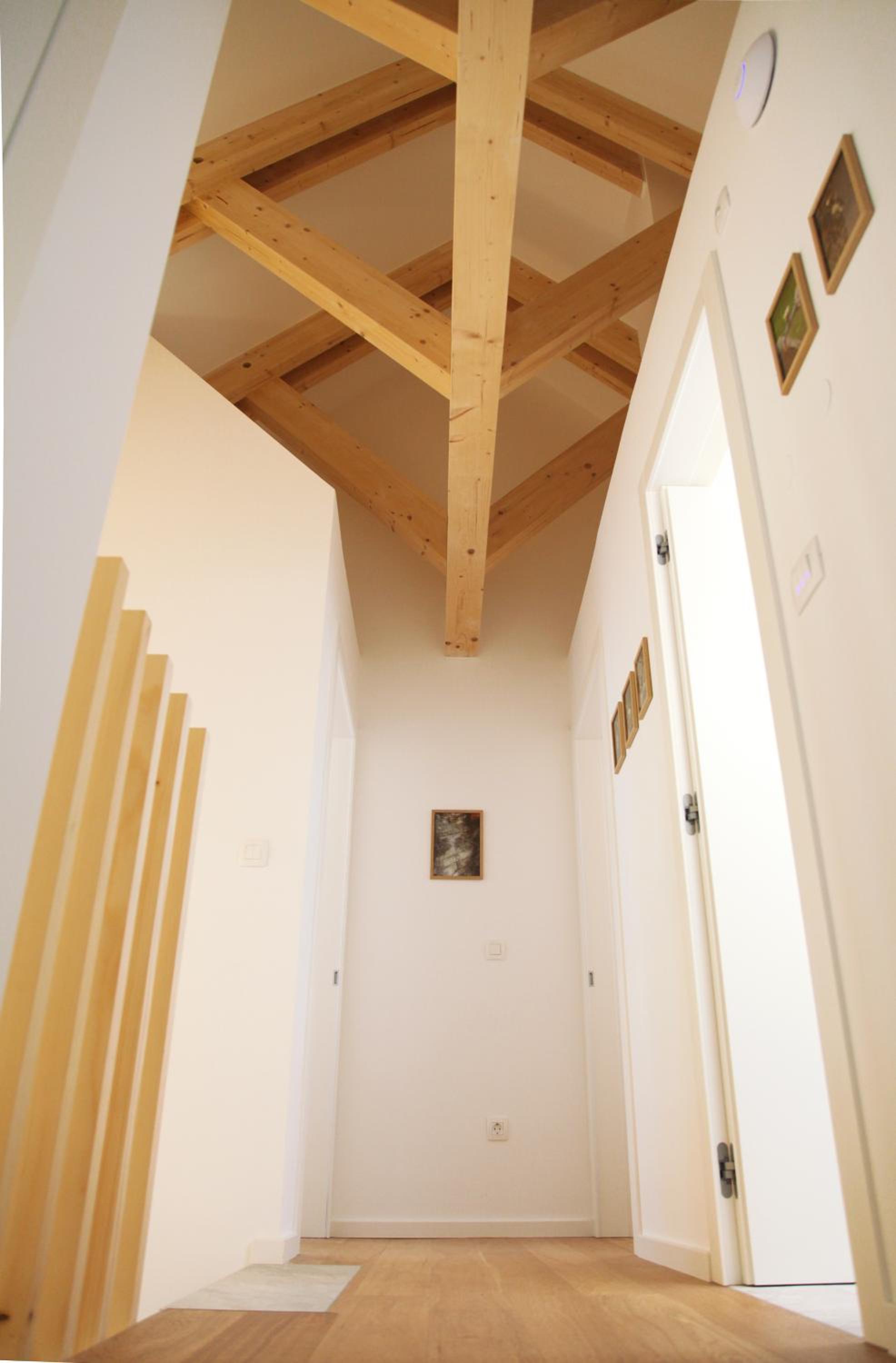 Apartment Jurijana - New 4-Bedroom Triplex with Sauna & Garden