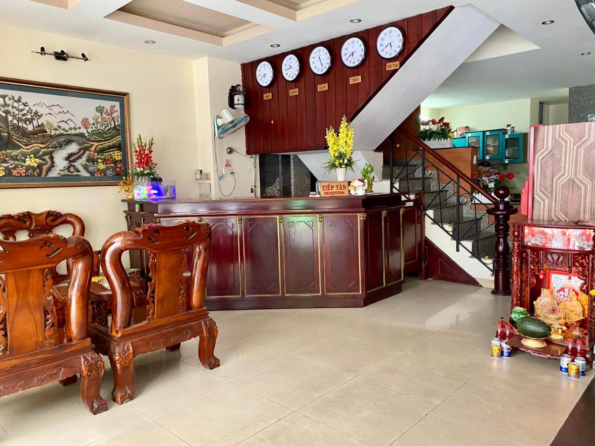 hotel reception