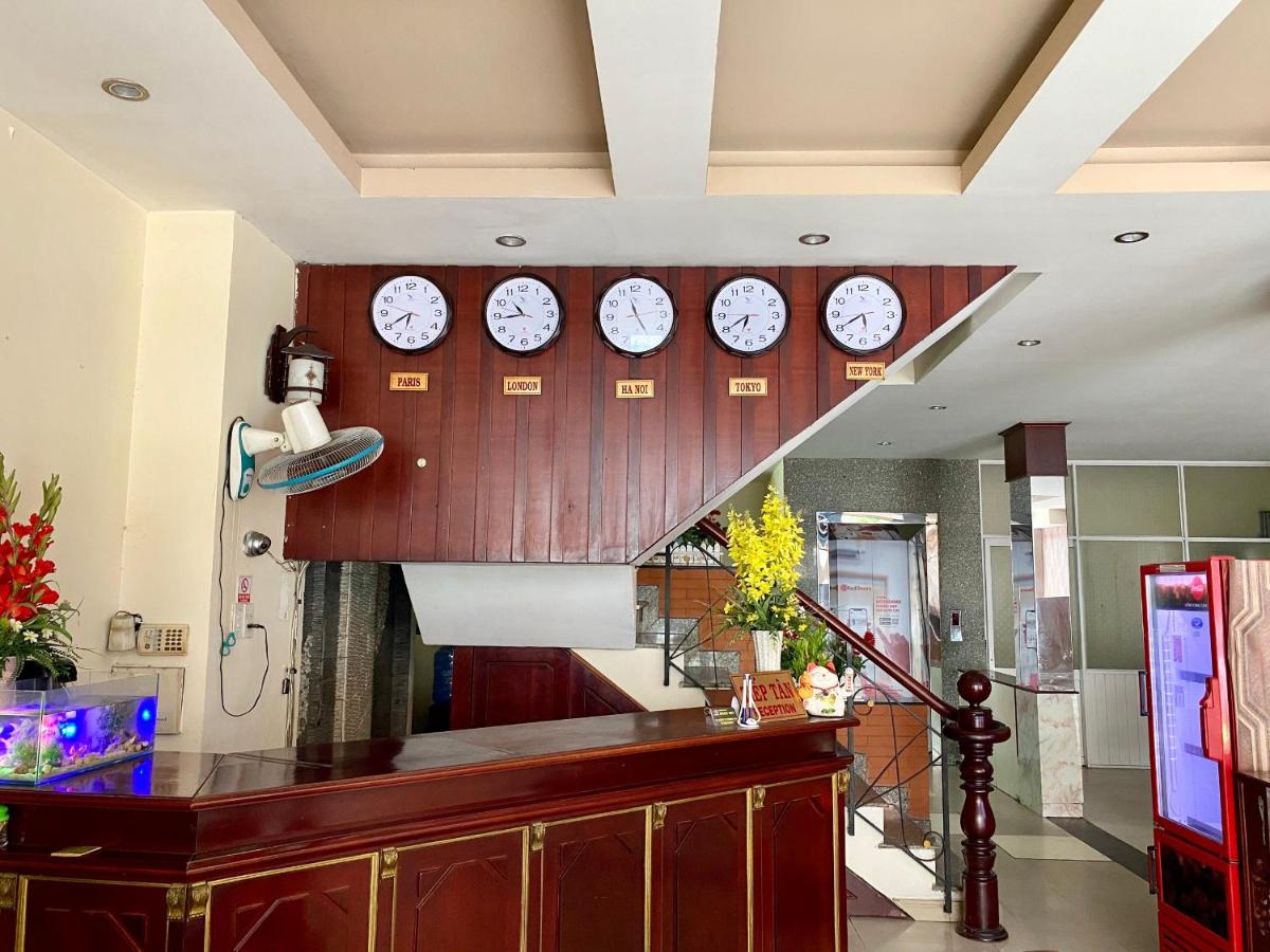 hotel reception