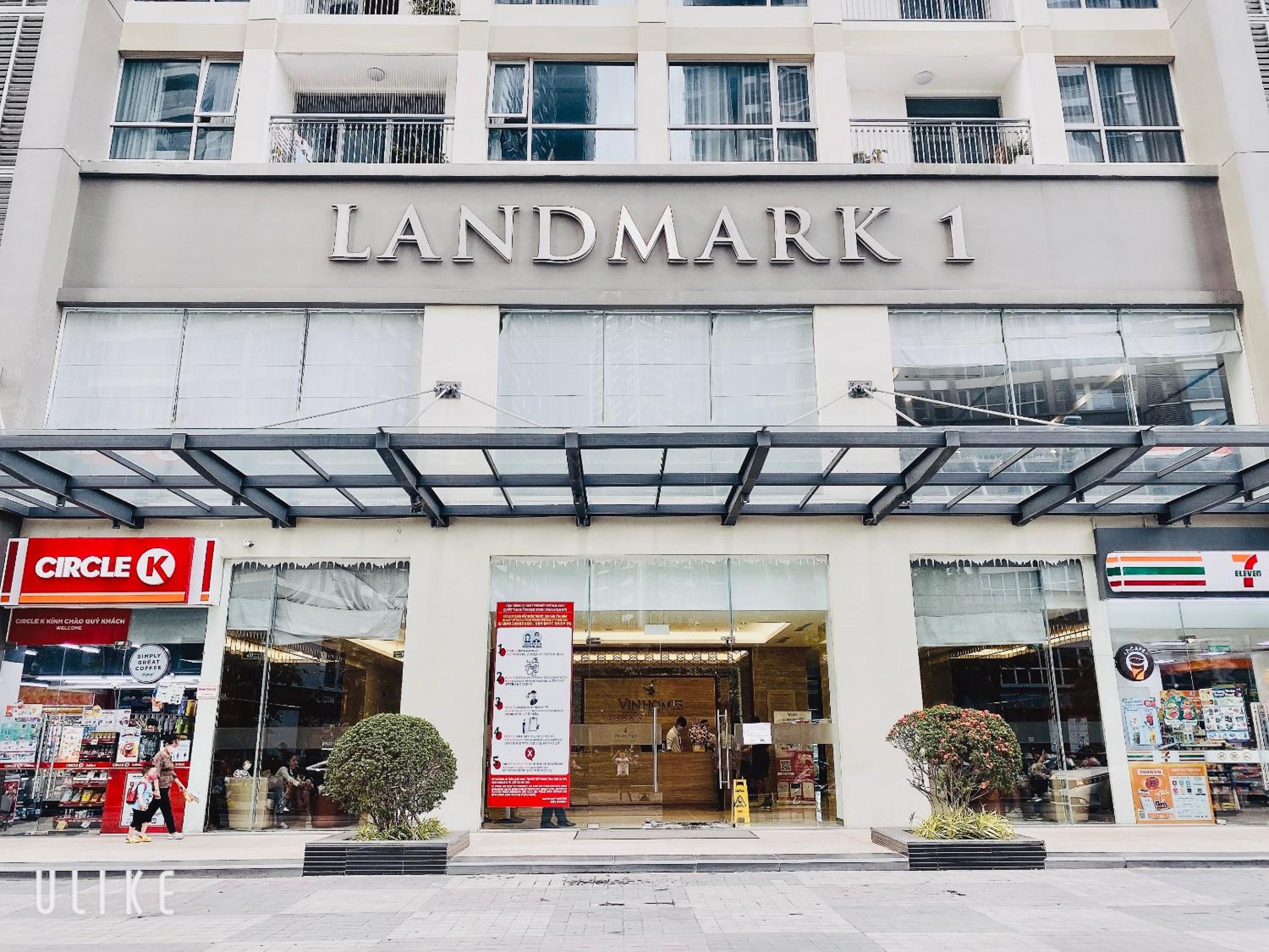 Vinhome central park , landmark 1