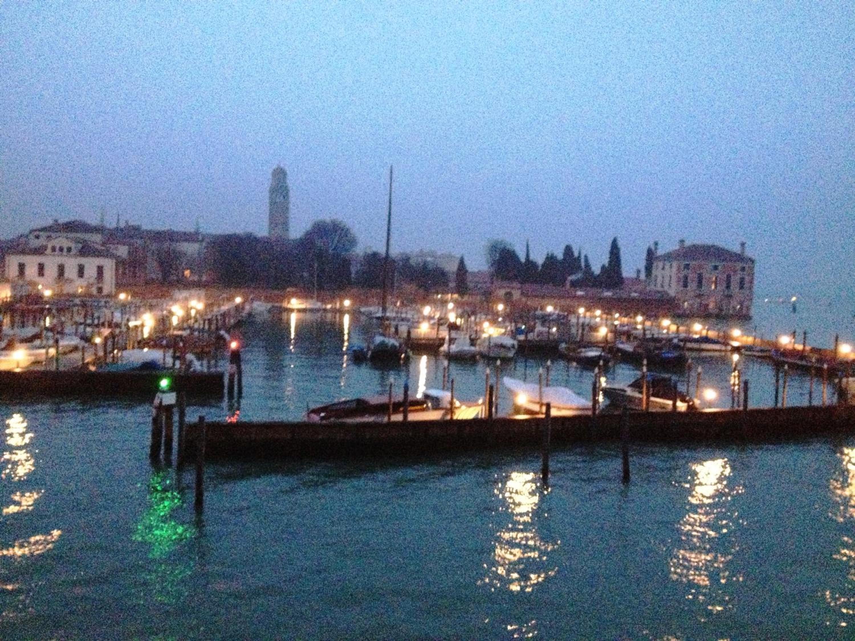 Harry's Canal View
