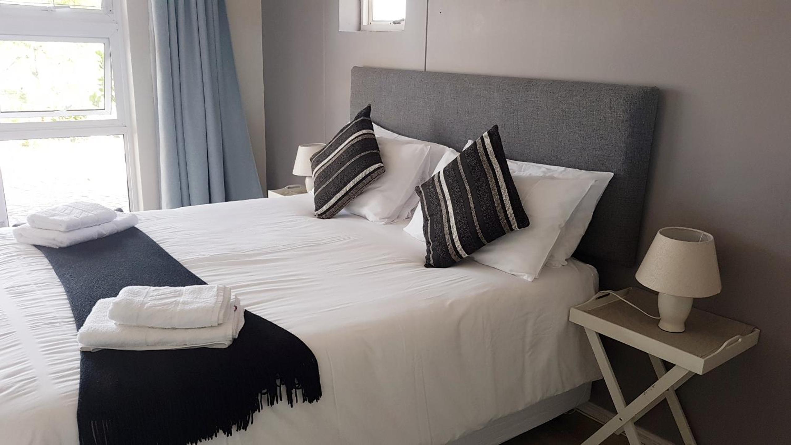 Phoenix Lodge and Waterside Accommodation