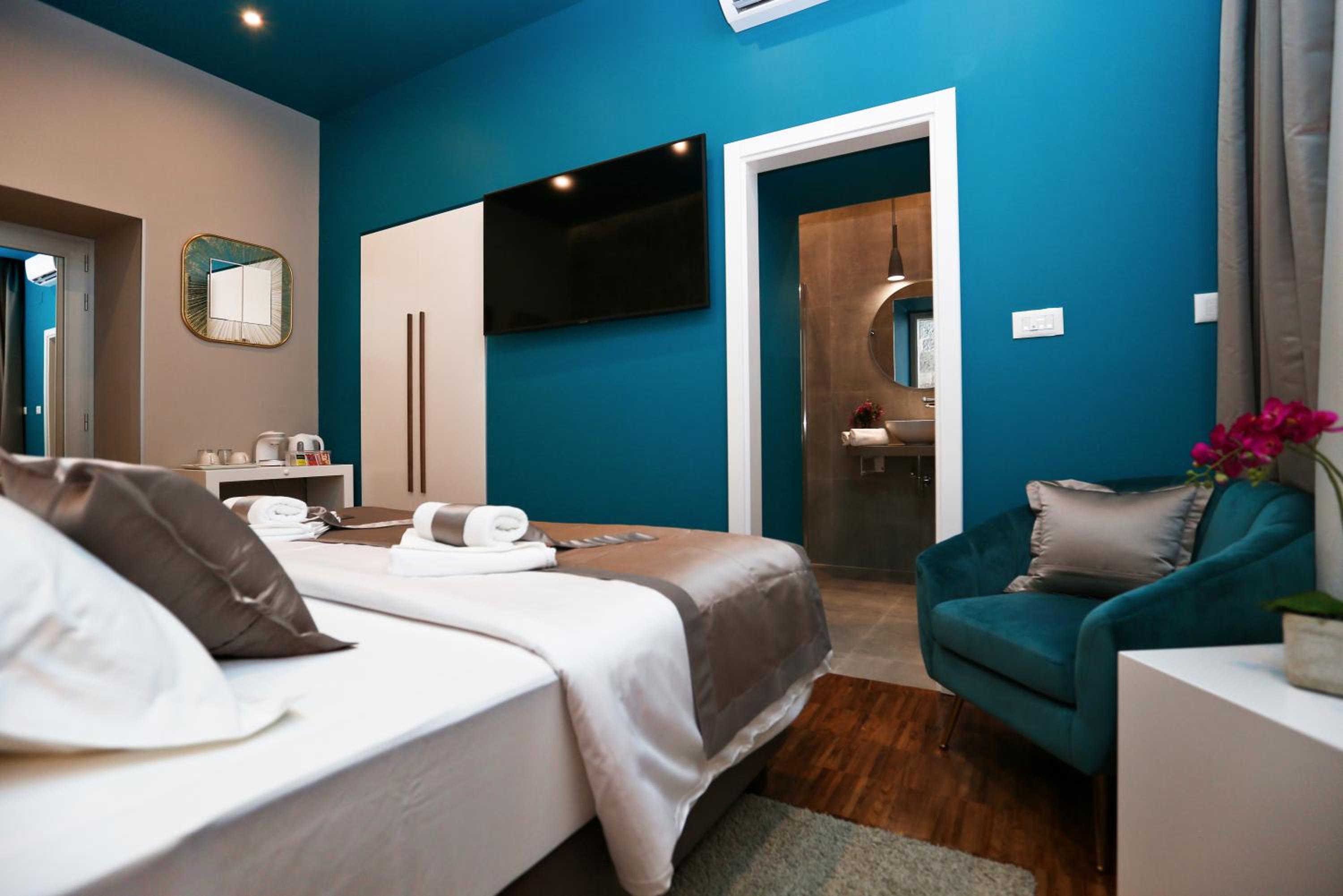 Riva Luxury Rooms photo 2