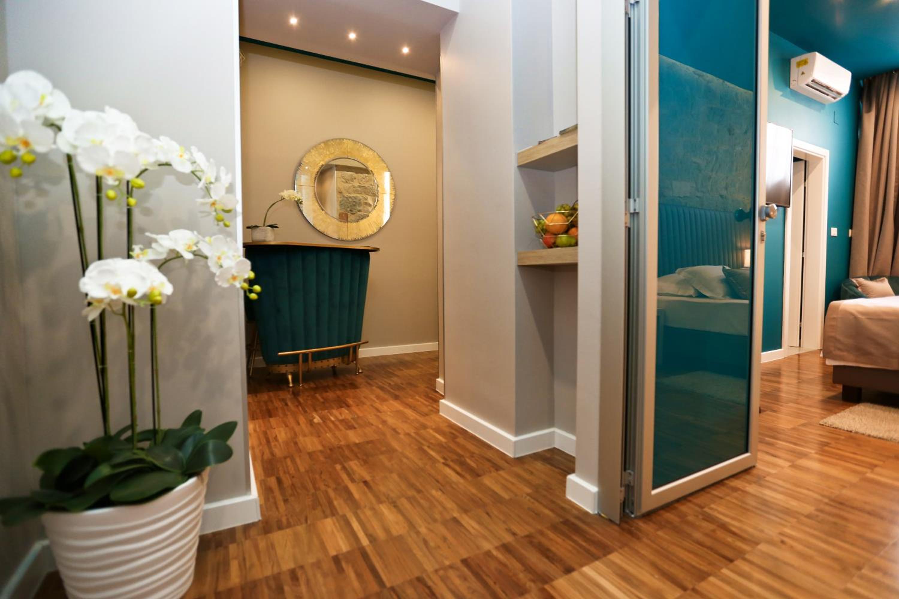 Riva Luxury Rooms photo 65 of 87