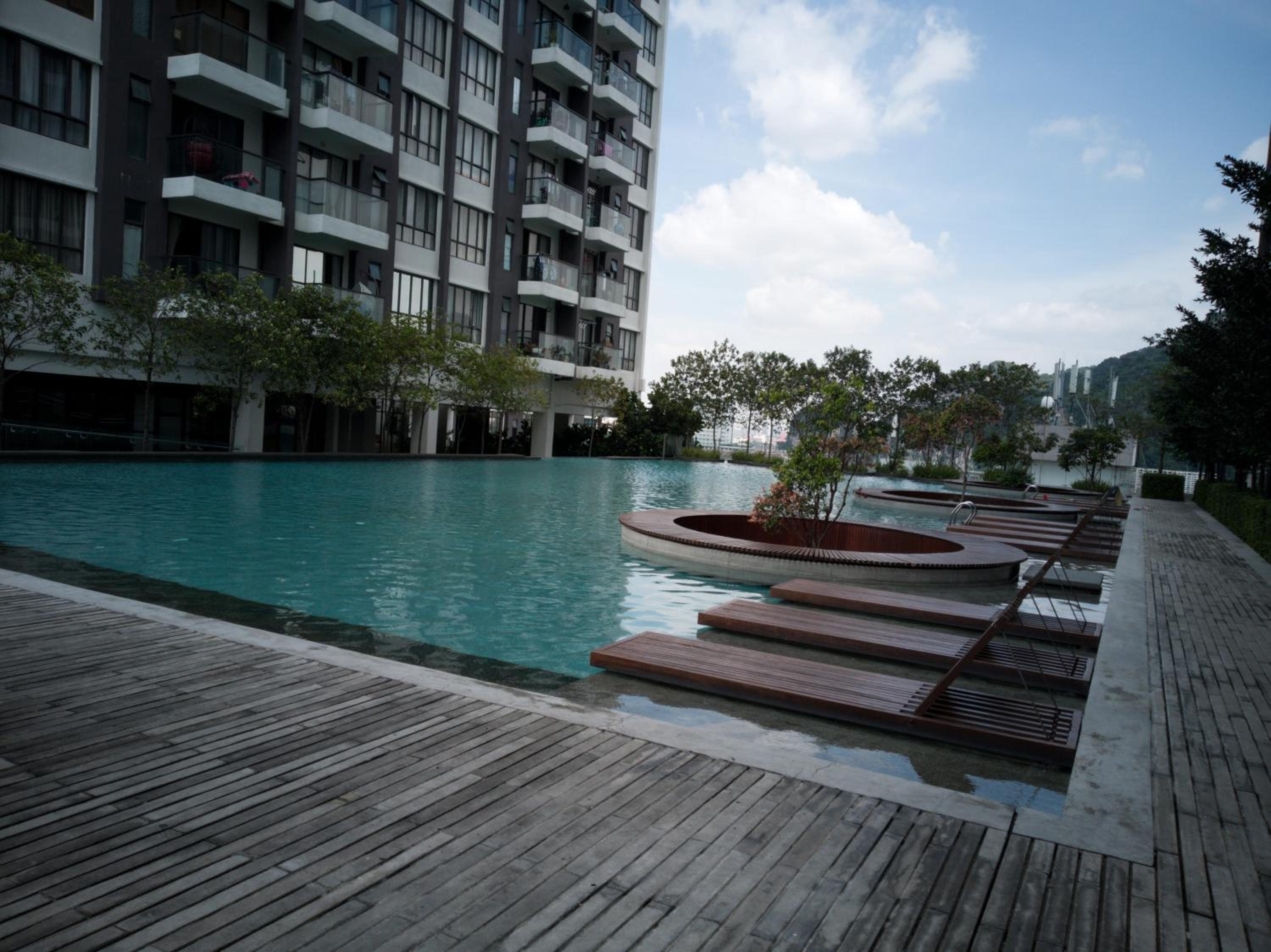 Urban 360 Studio Love Rara Suite Homestay photo 1