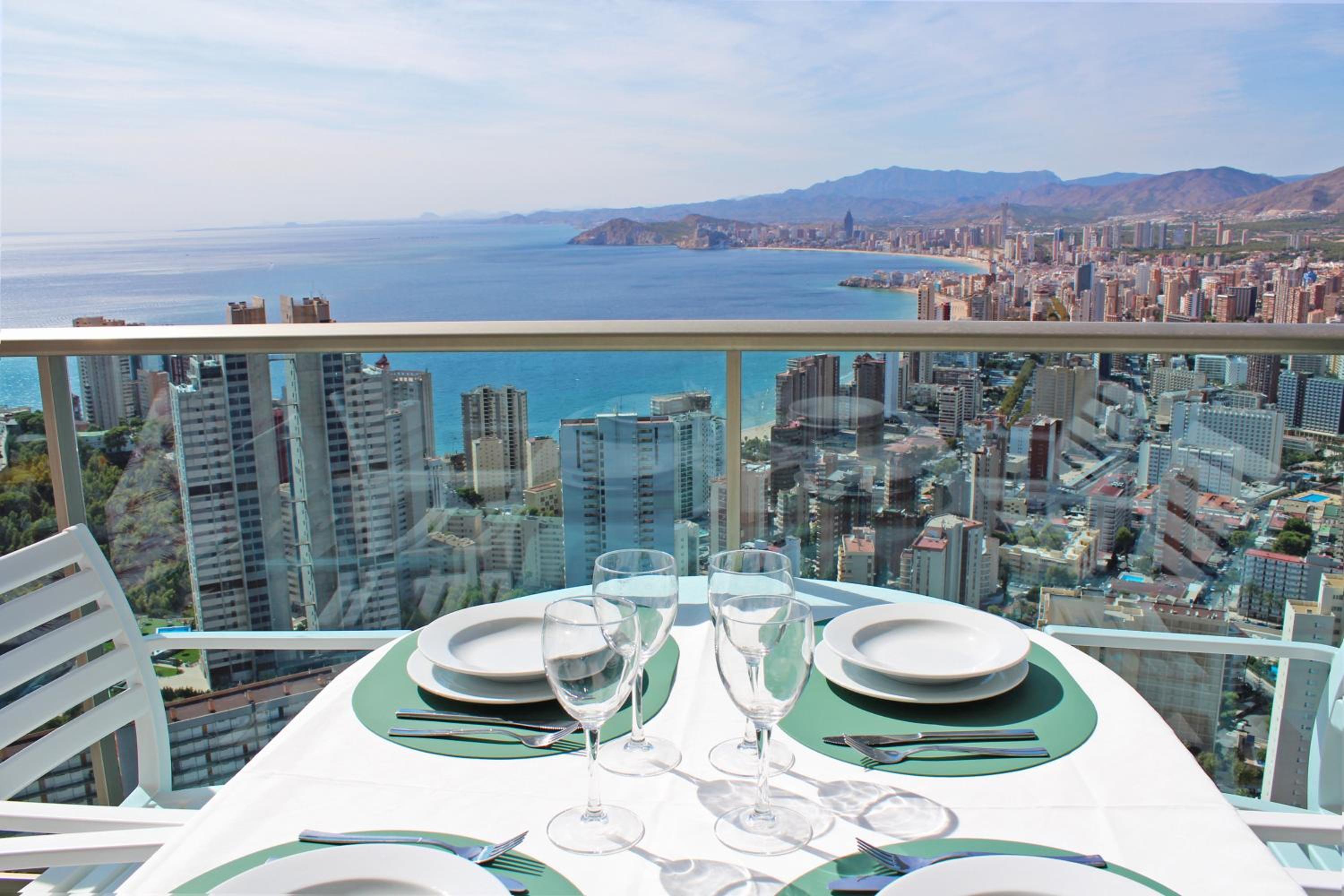 Skyline 33 Two bedroom apartment with sea views view 4