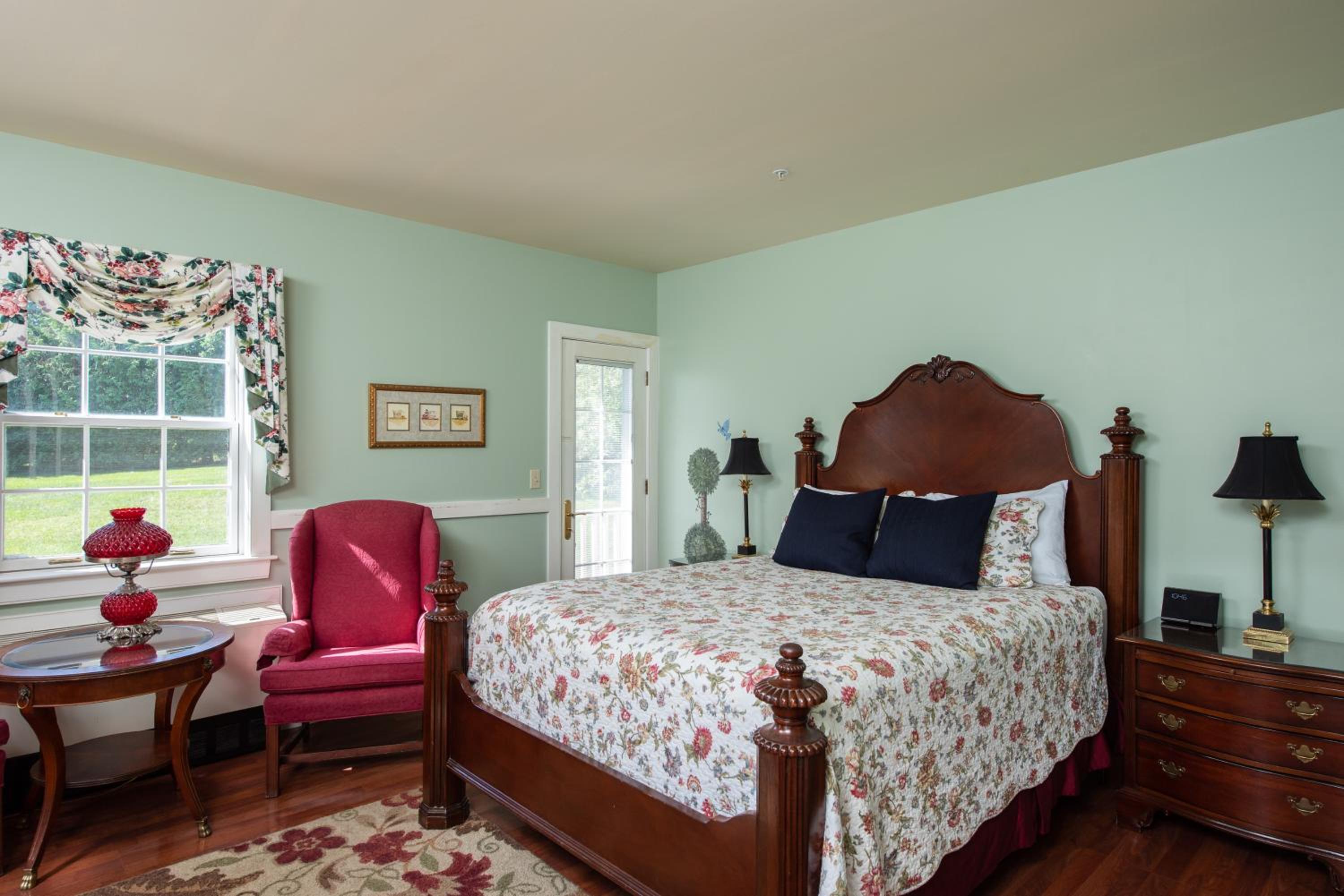 Strong House Inn