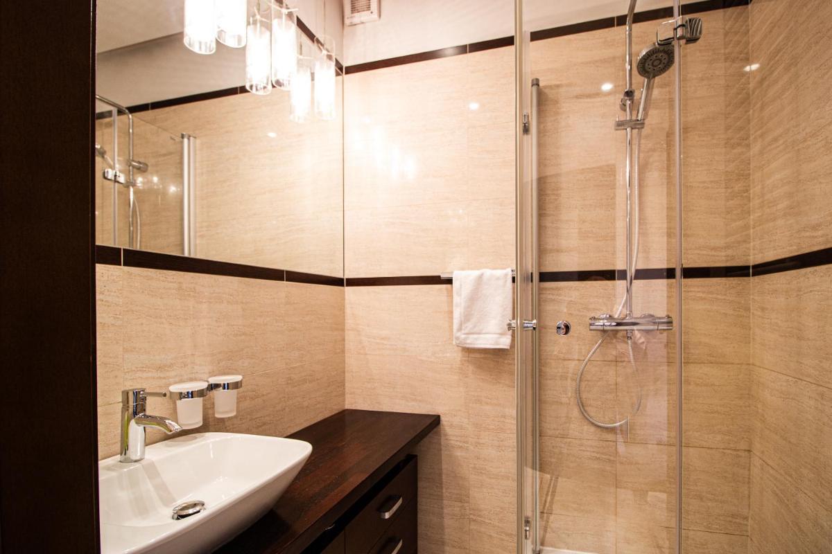 Plac Zbawiciela Elegant Apartment view 3