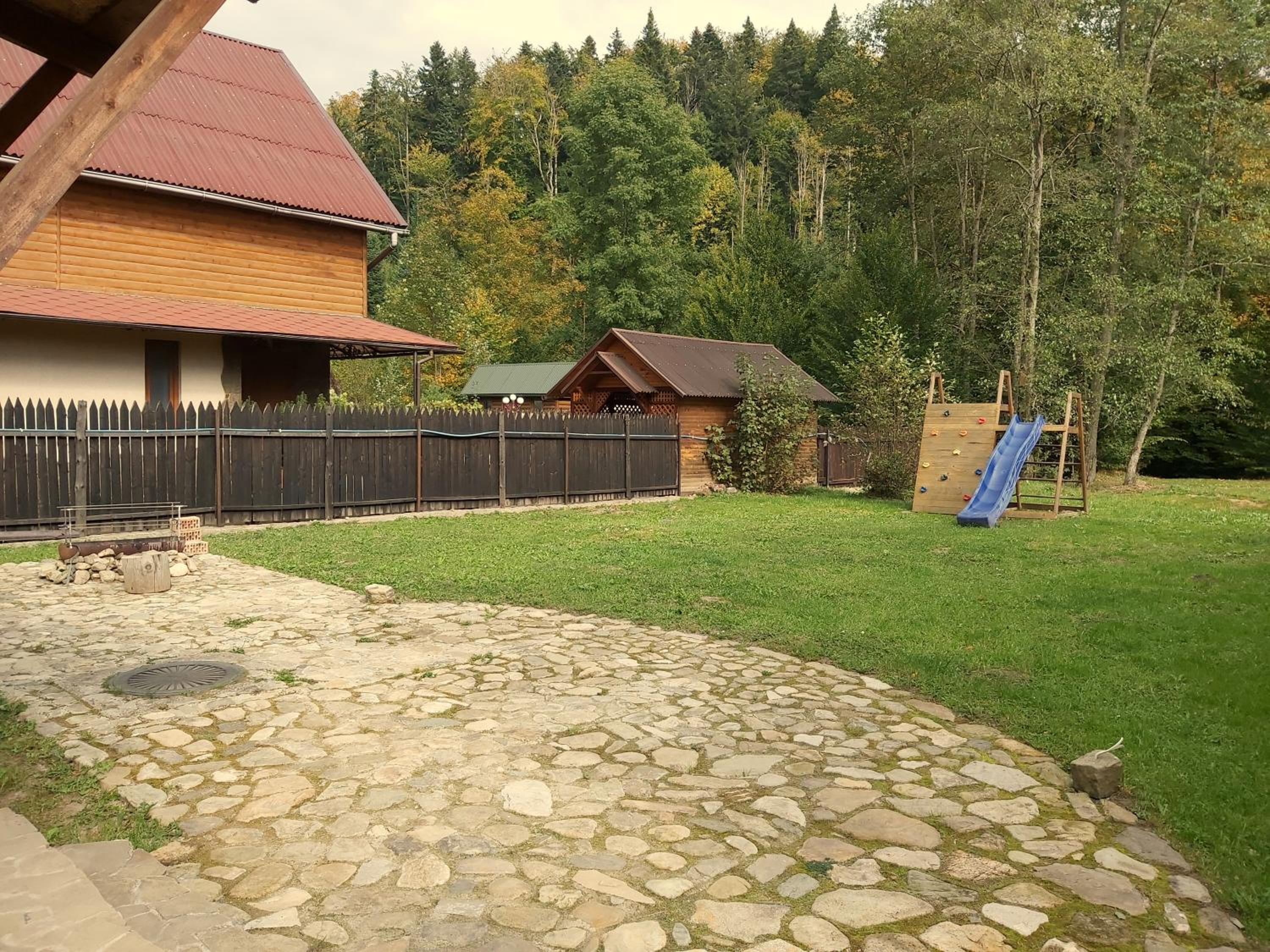 Photo 12