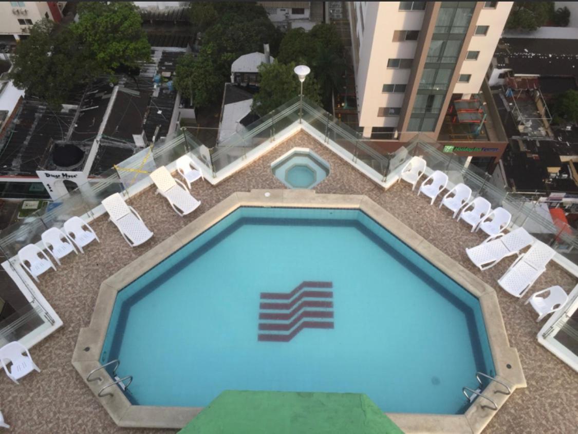 Cartagena Escape Plaza