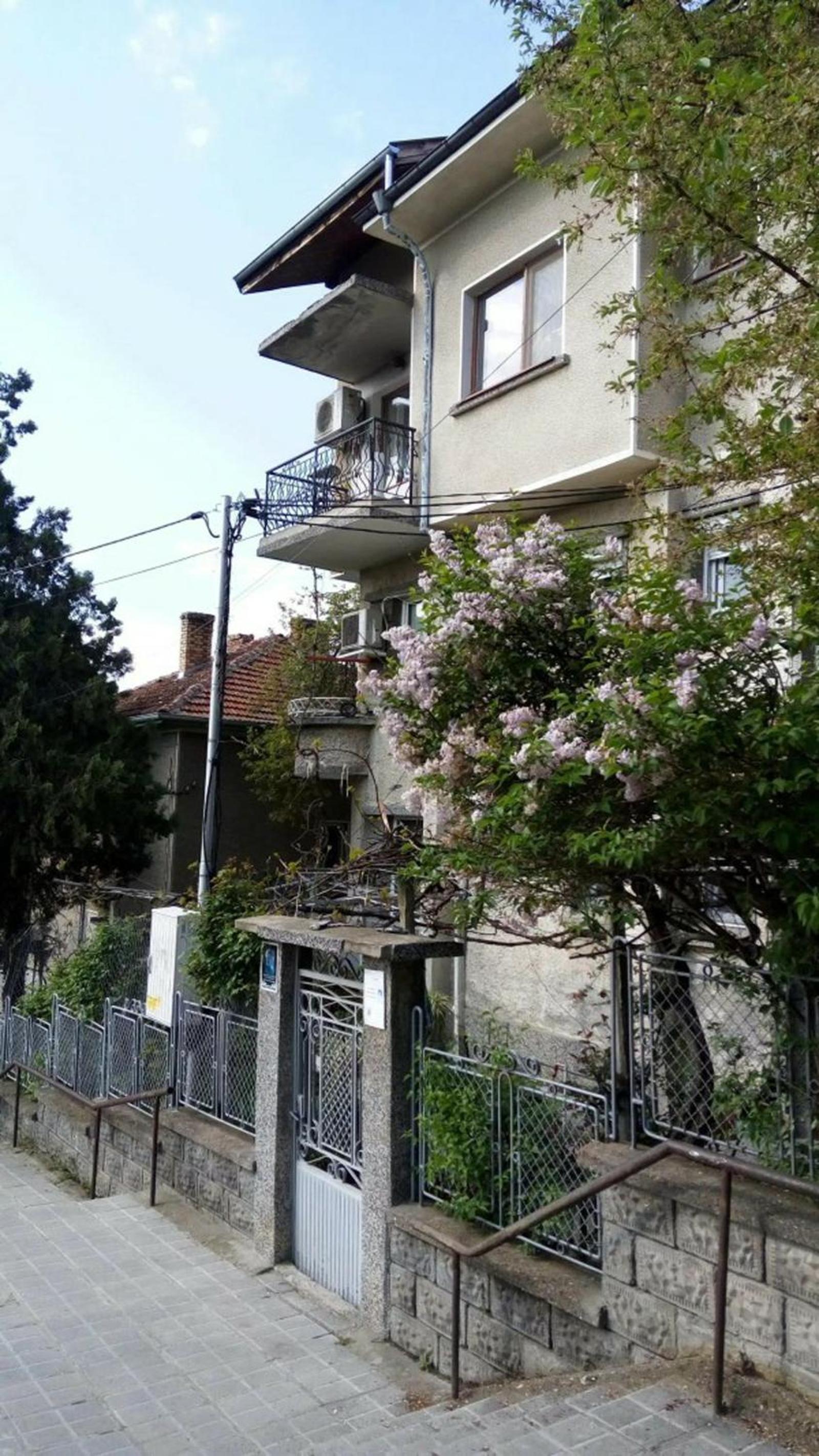 Belivanovi B&B House