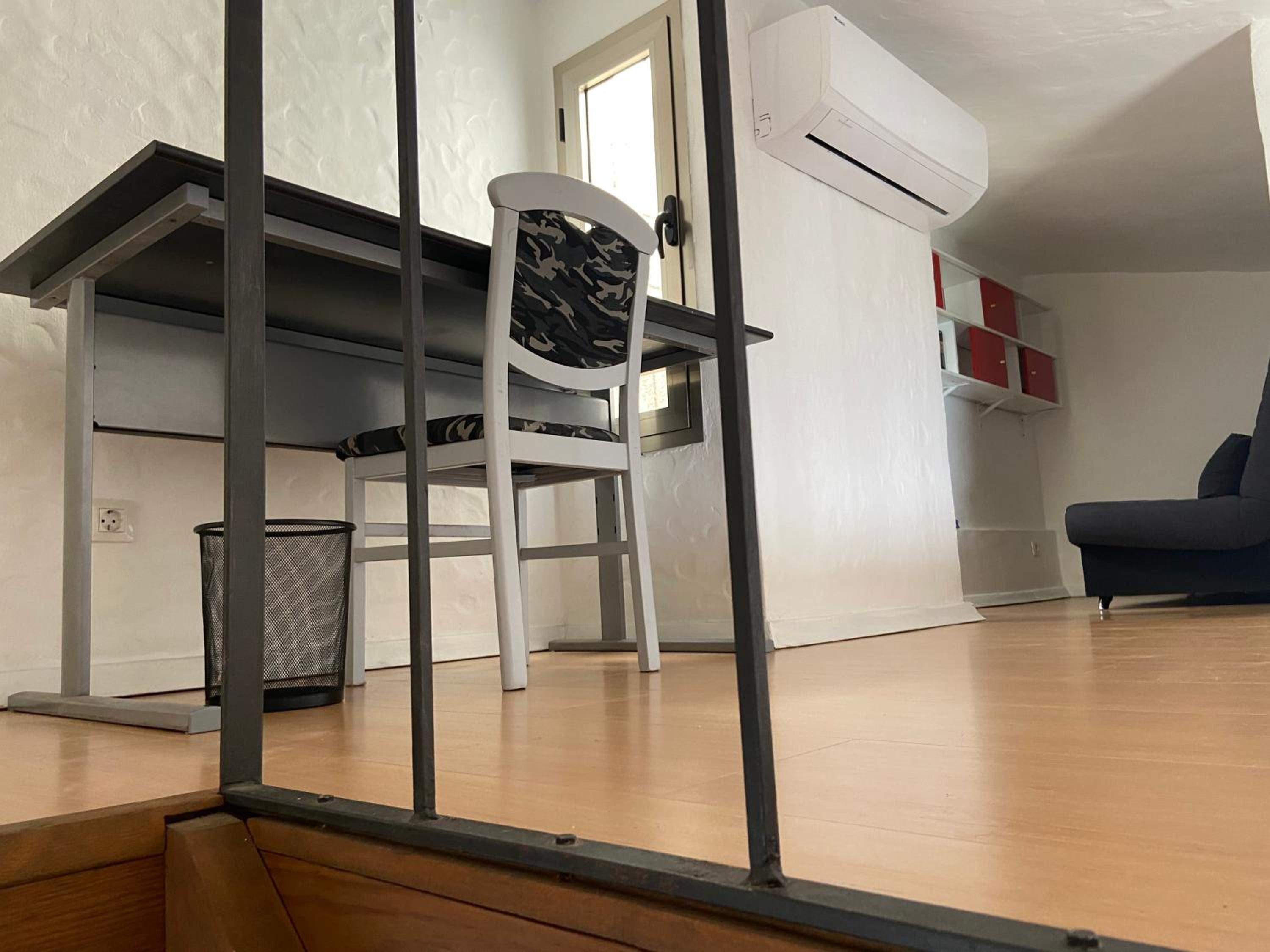 La casita de Alejandra -TERRAZA Y ACCESO PRIVADOS-