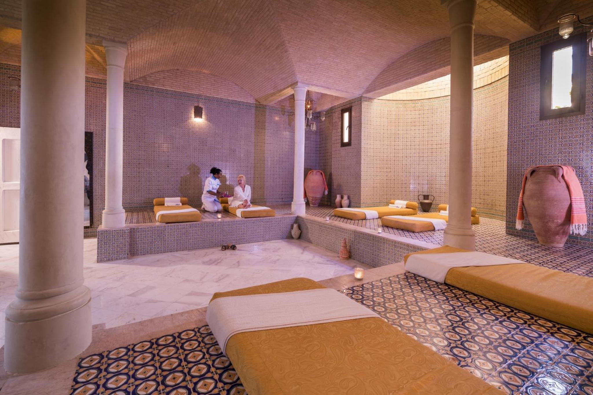 Tozeur Vacations - Palm Beach Palace Tozeur - Property Image 3