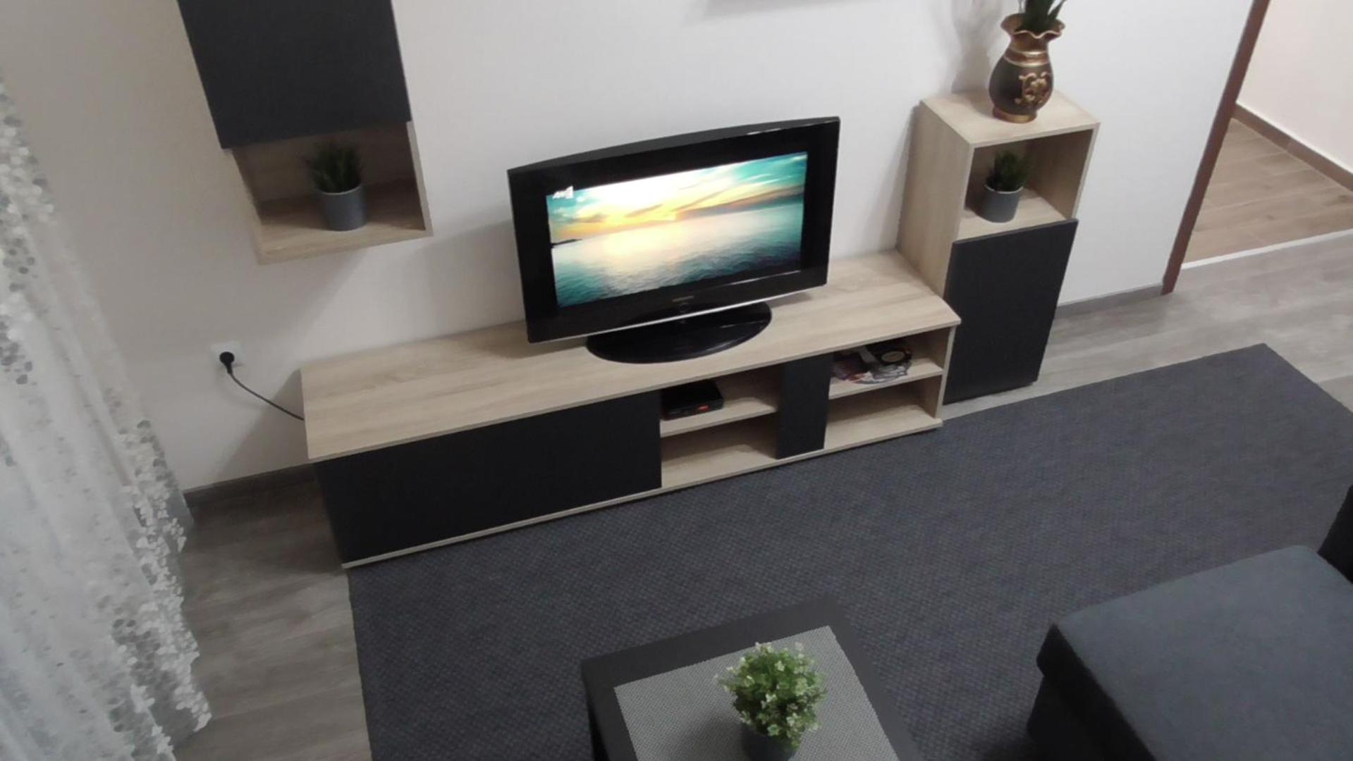 Ellada Apartment