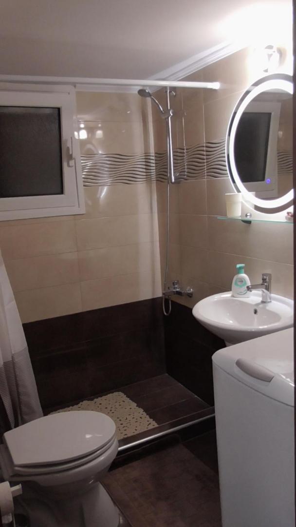 Ellada Apartment
