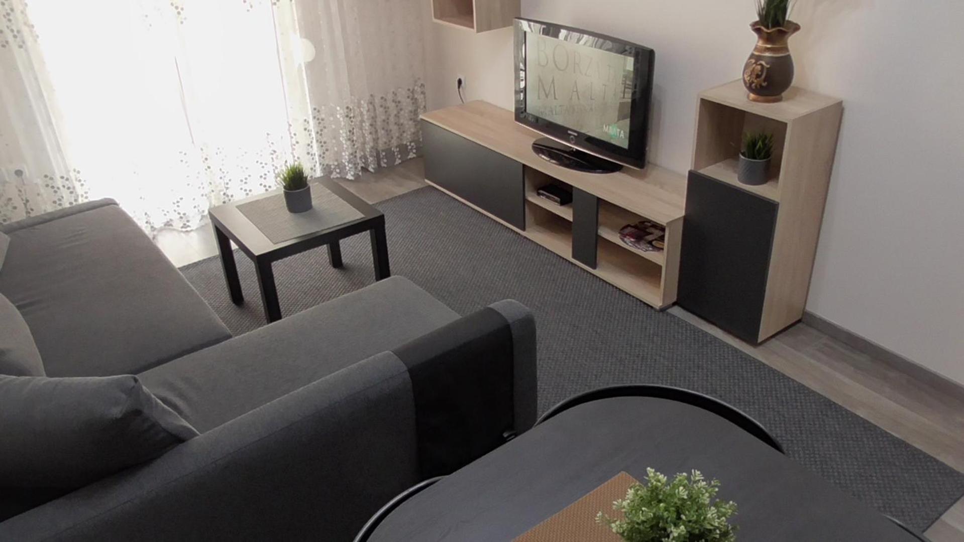 Ellada Apartment