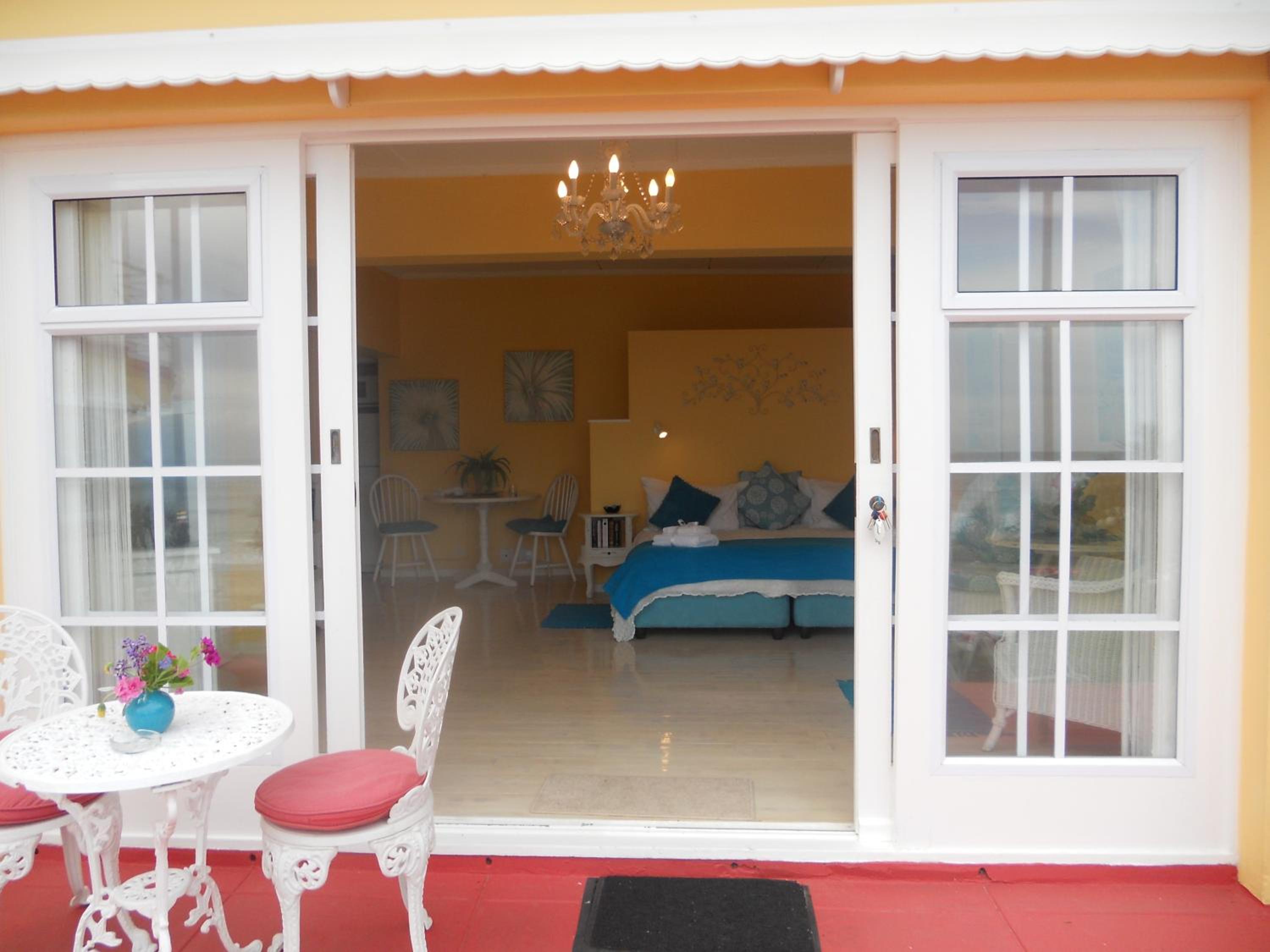 Haus am Strand - on the Beach