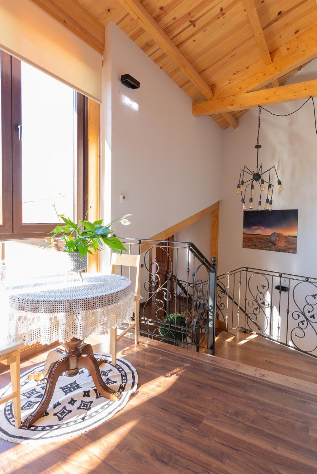 La Rosaleda León - Casa Rural - view 4
