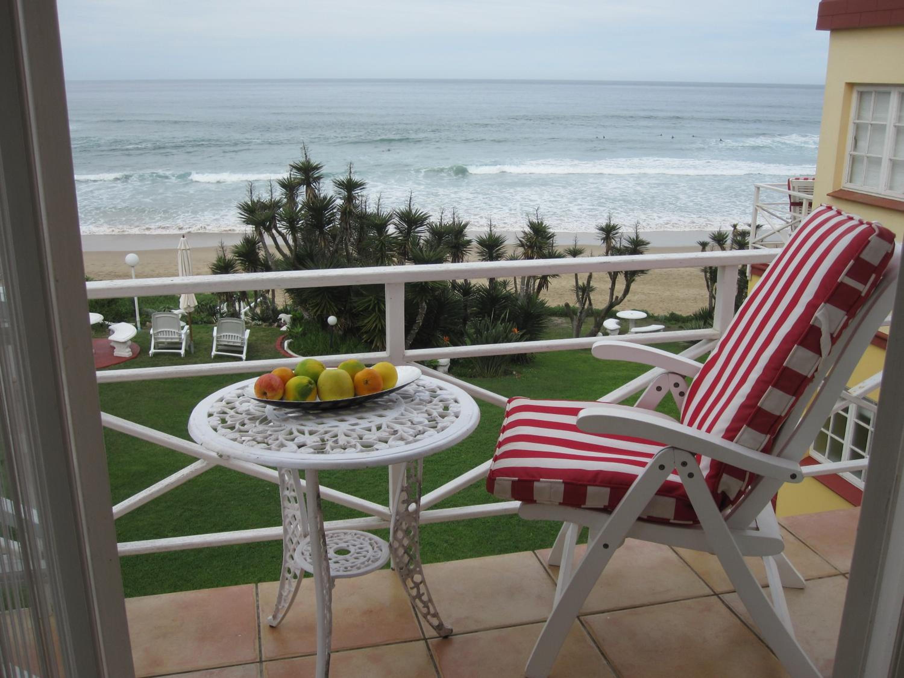 Haus am Strand - on the Beach