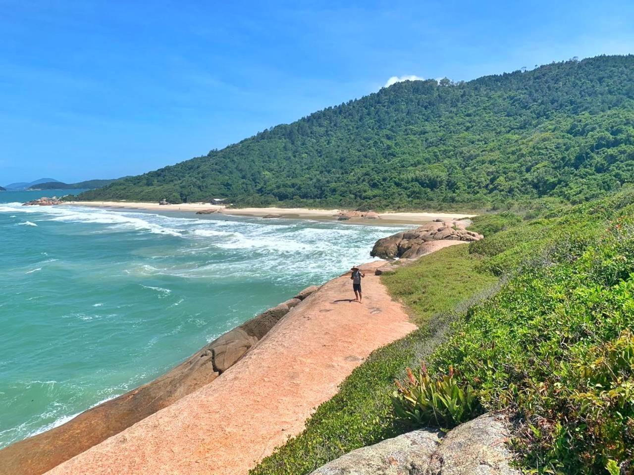 Lindo e aconchegante apartamento a poucos mts da Praia Grande - Governador Celso Ramos