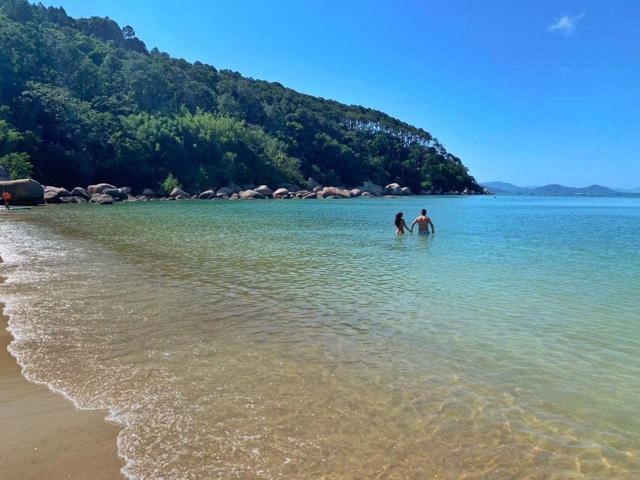 Lindo e aconchegante apartamento a poucos mts da Praia Grande - Governador Celso Ramos