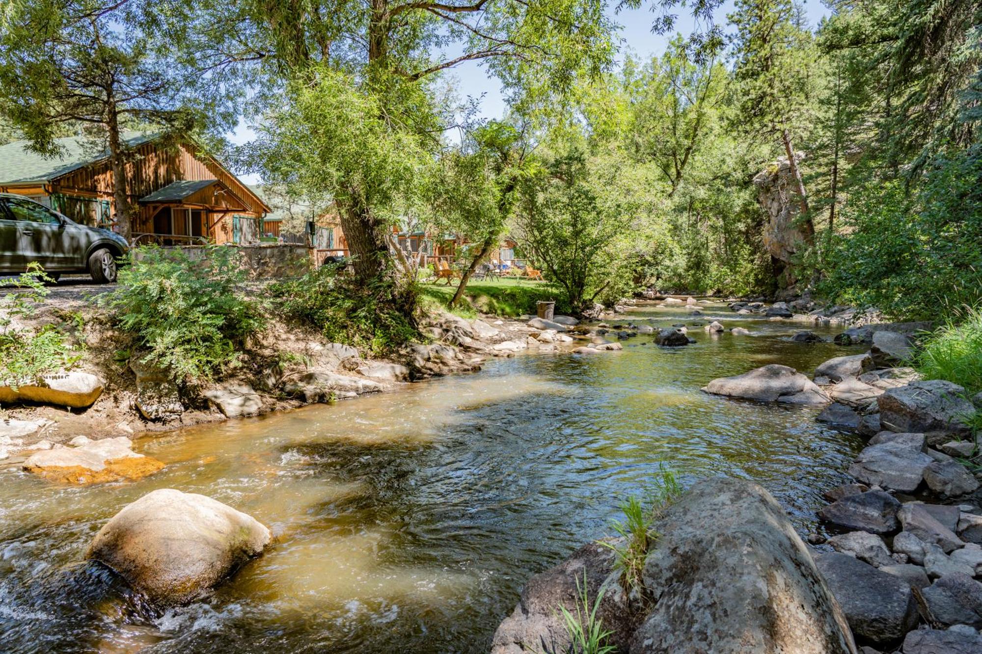 Colorado Bear Creek Cabins