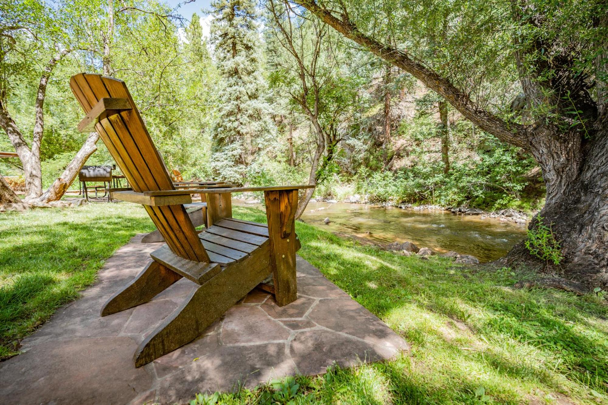 Colorado Bear Creek Cabins