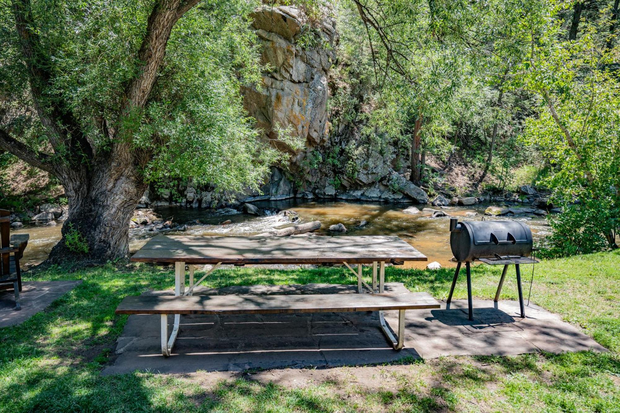 Colorado Bear Creek Cabins