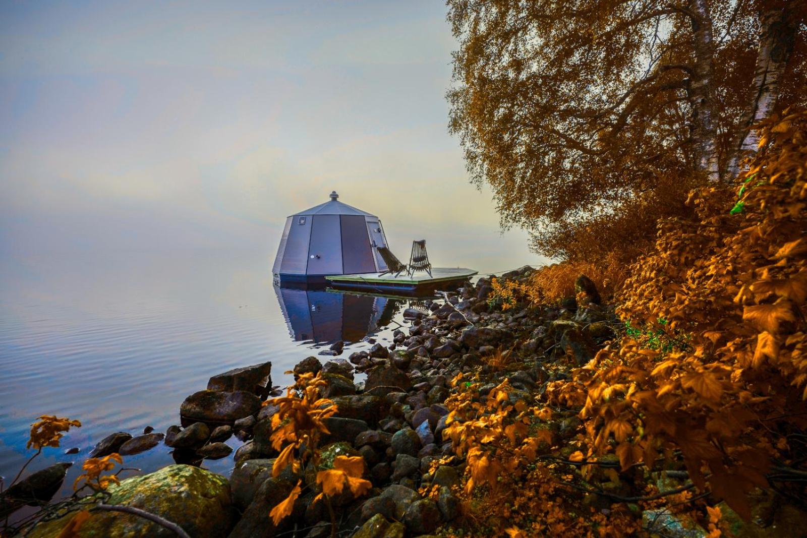 Arctic Guesthouse & Igloos