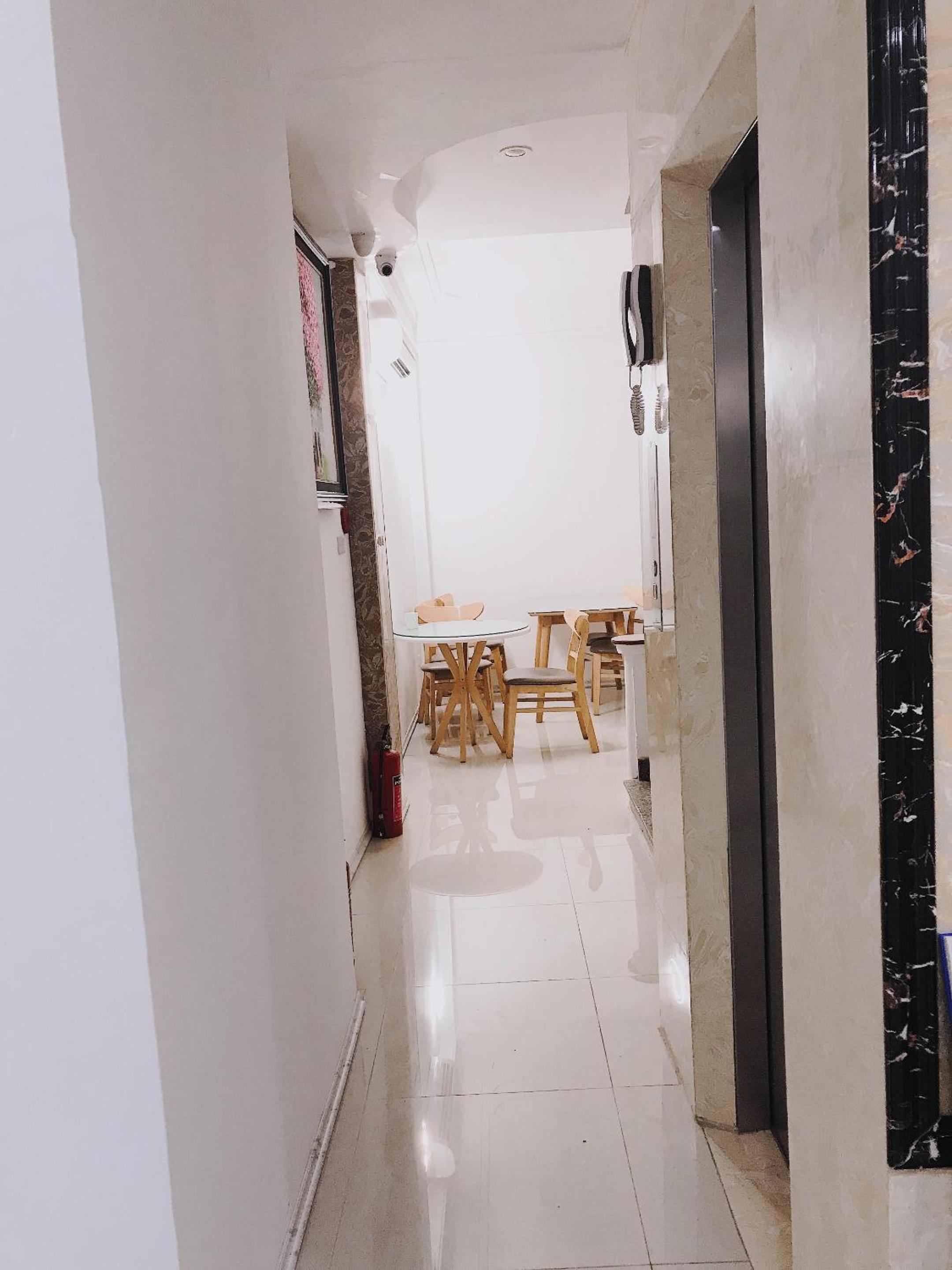 Little Hanoi Hotel