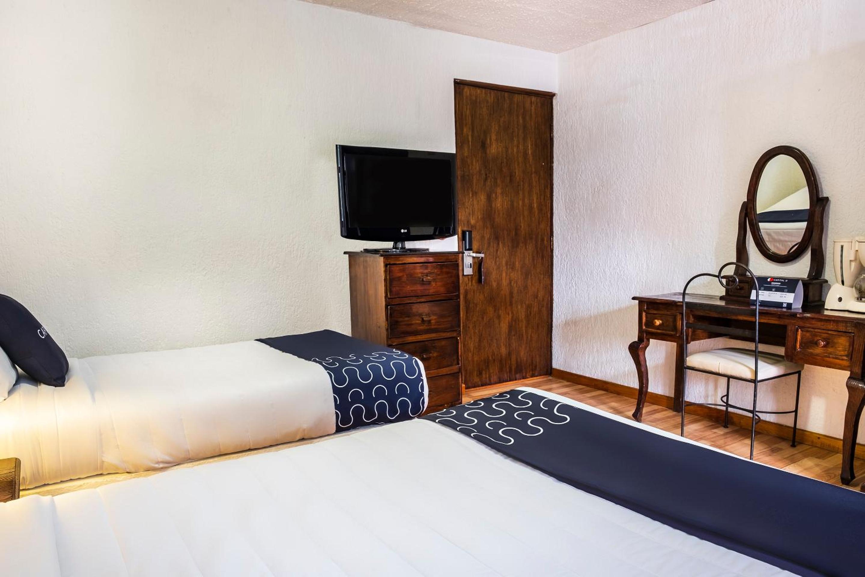 Xalapa Vacations - Capital O Hotel Central, Xalapa - Property Image 2