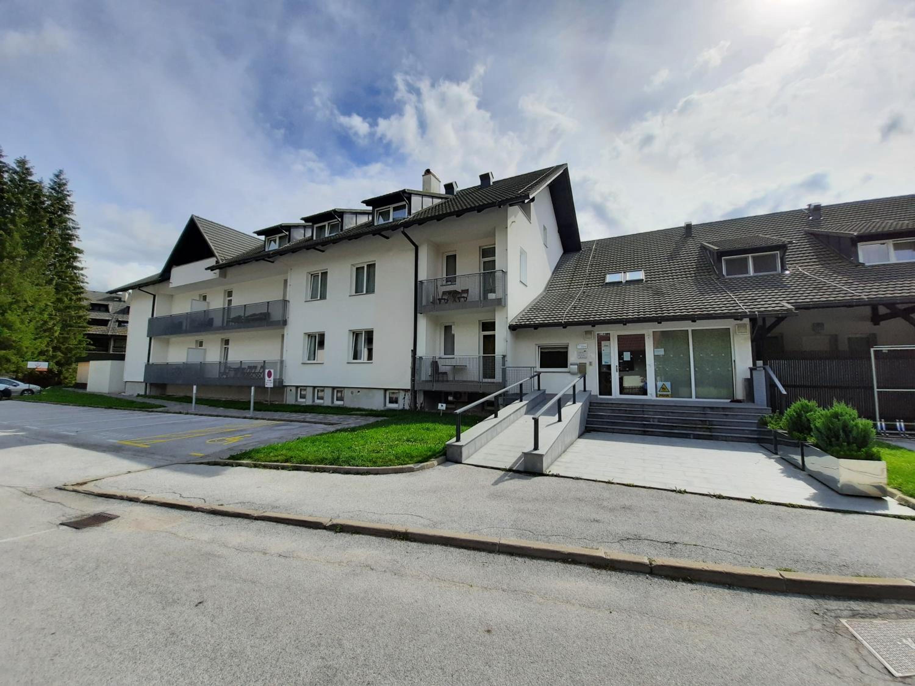 Apartments Trio