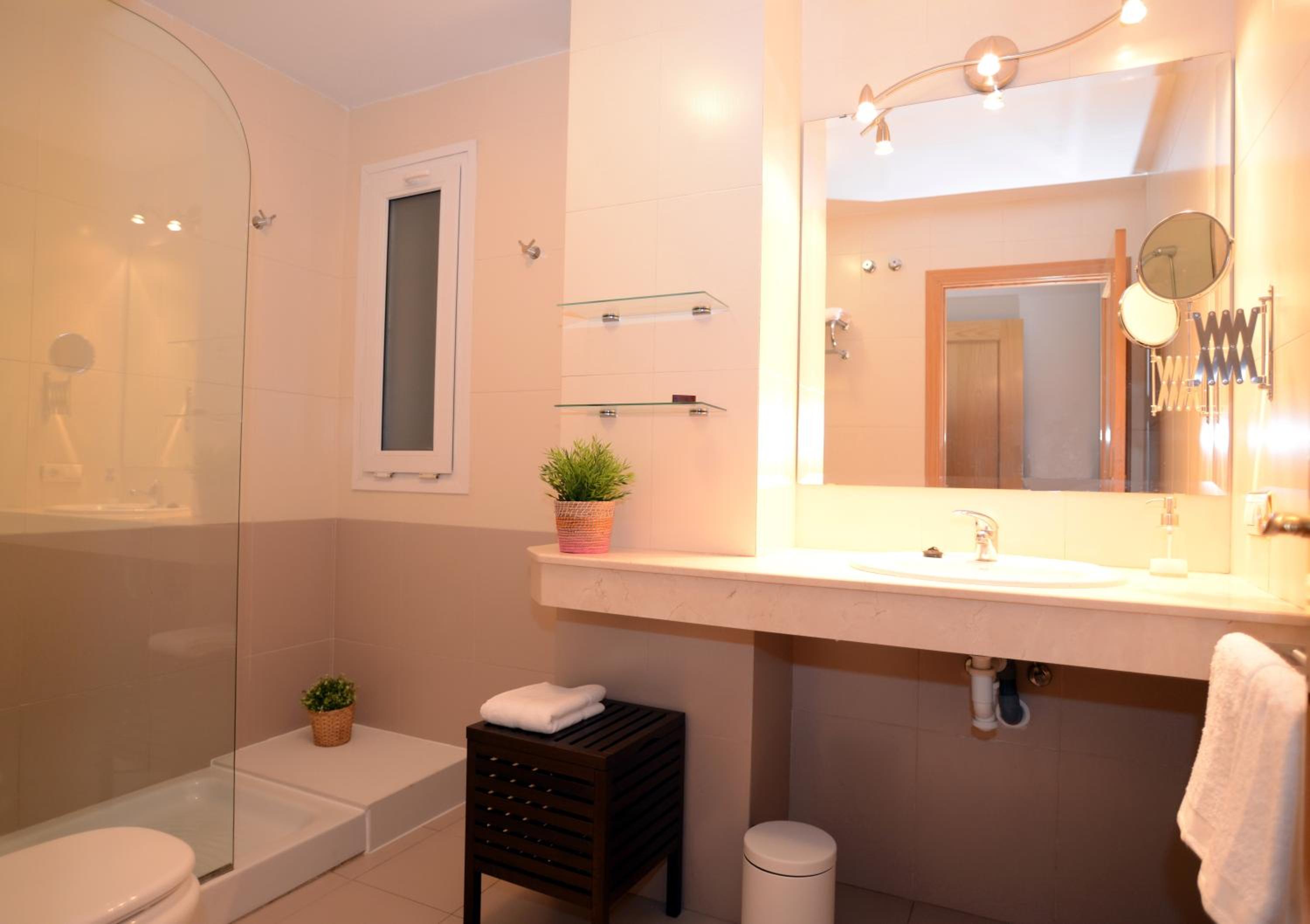 Apartamentos Turísticos Ceres Parking Gratis view 5