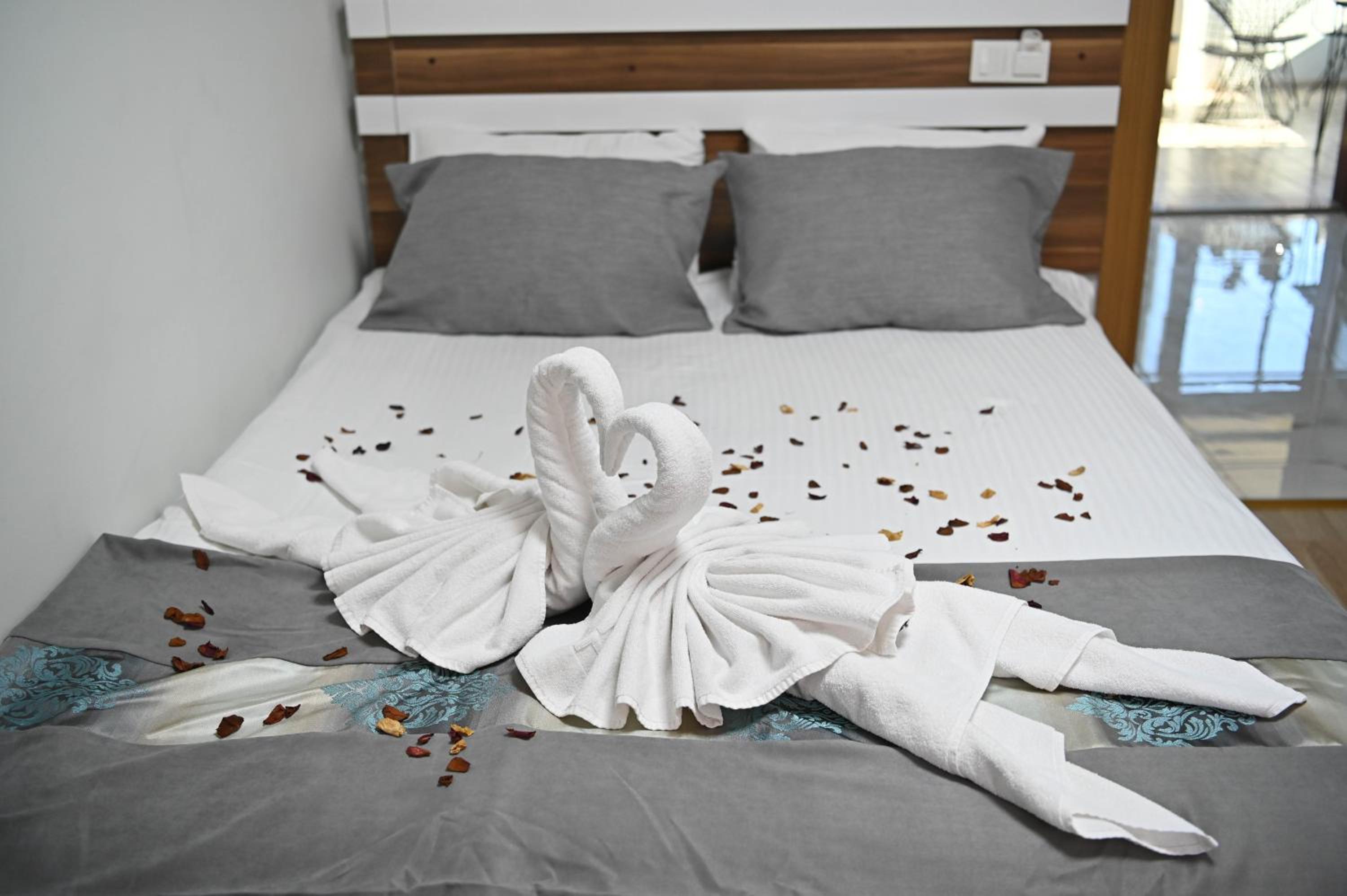 Safir Gold Hotel - Image 31