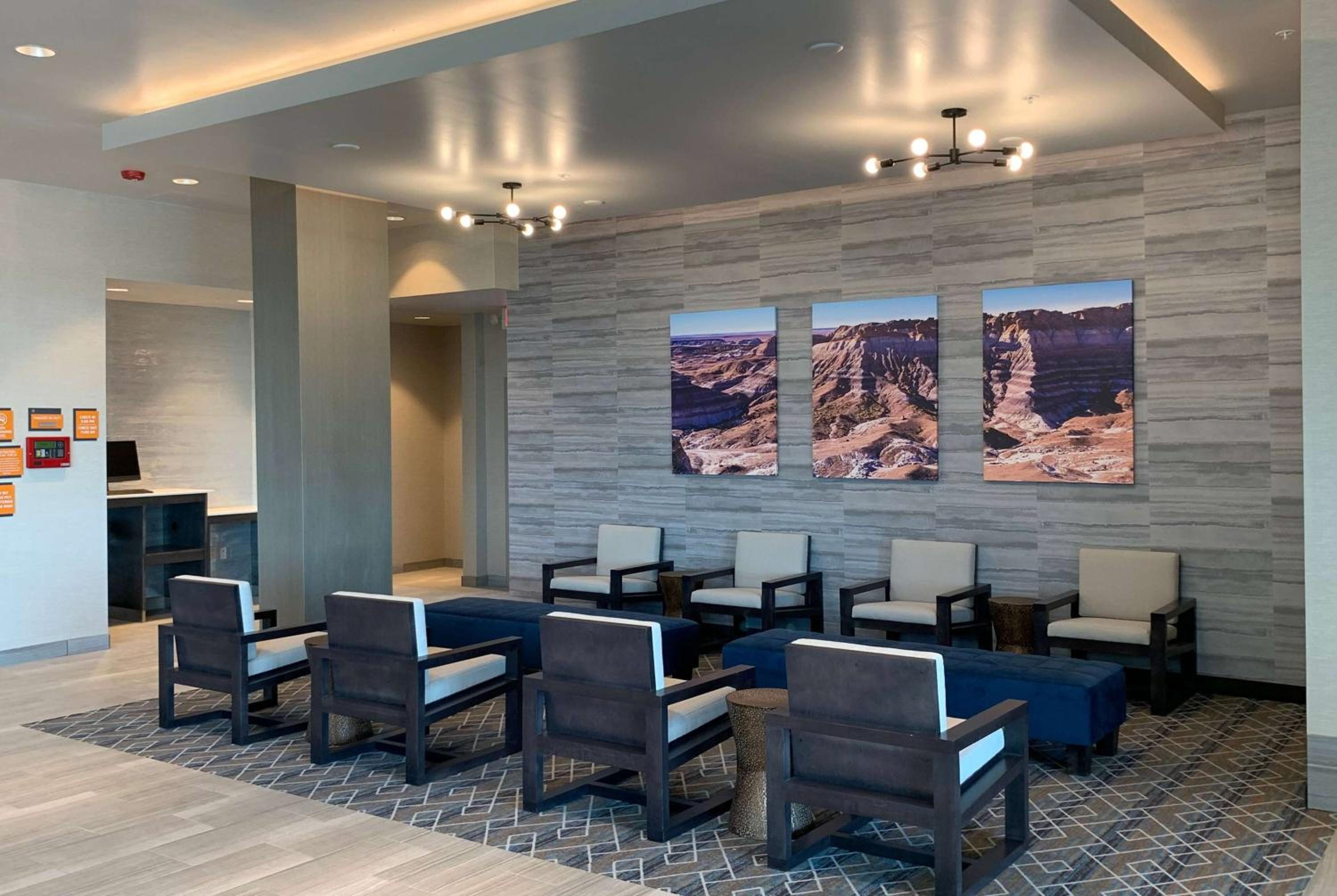 Holbrook Vacations - La Quinta Inn  Suites by Wyndham Holbrook Petrified Forest - Property Image 5