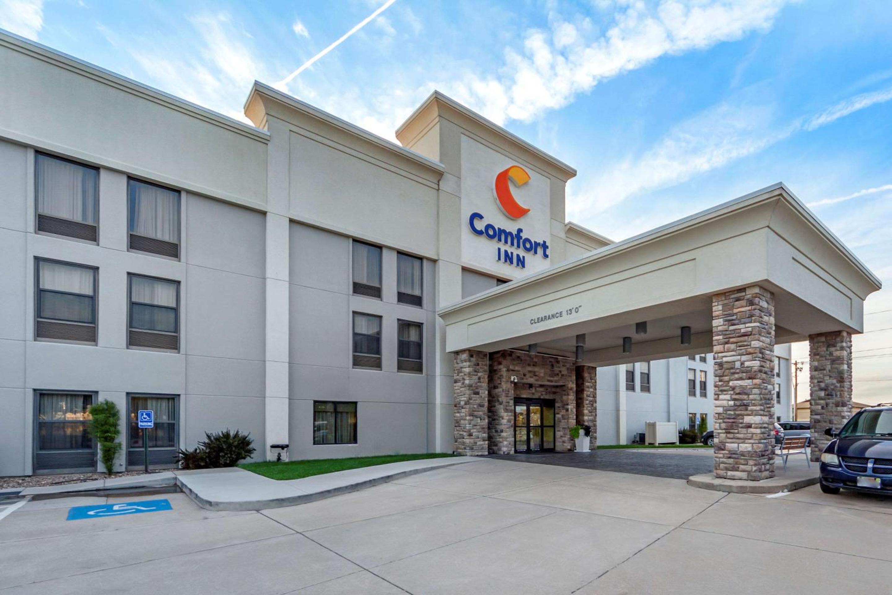 Kearney Vacations - Comfort Inn Kearney I-80 - Property Image 10