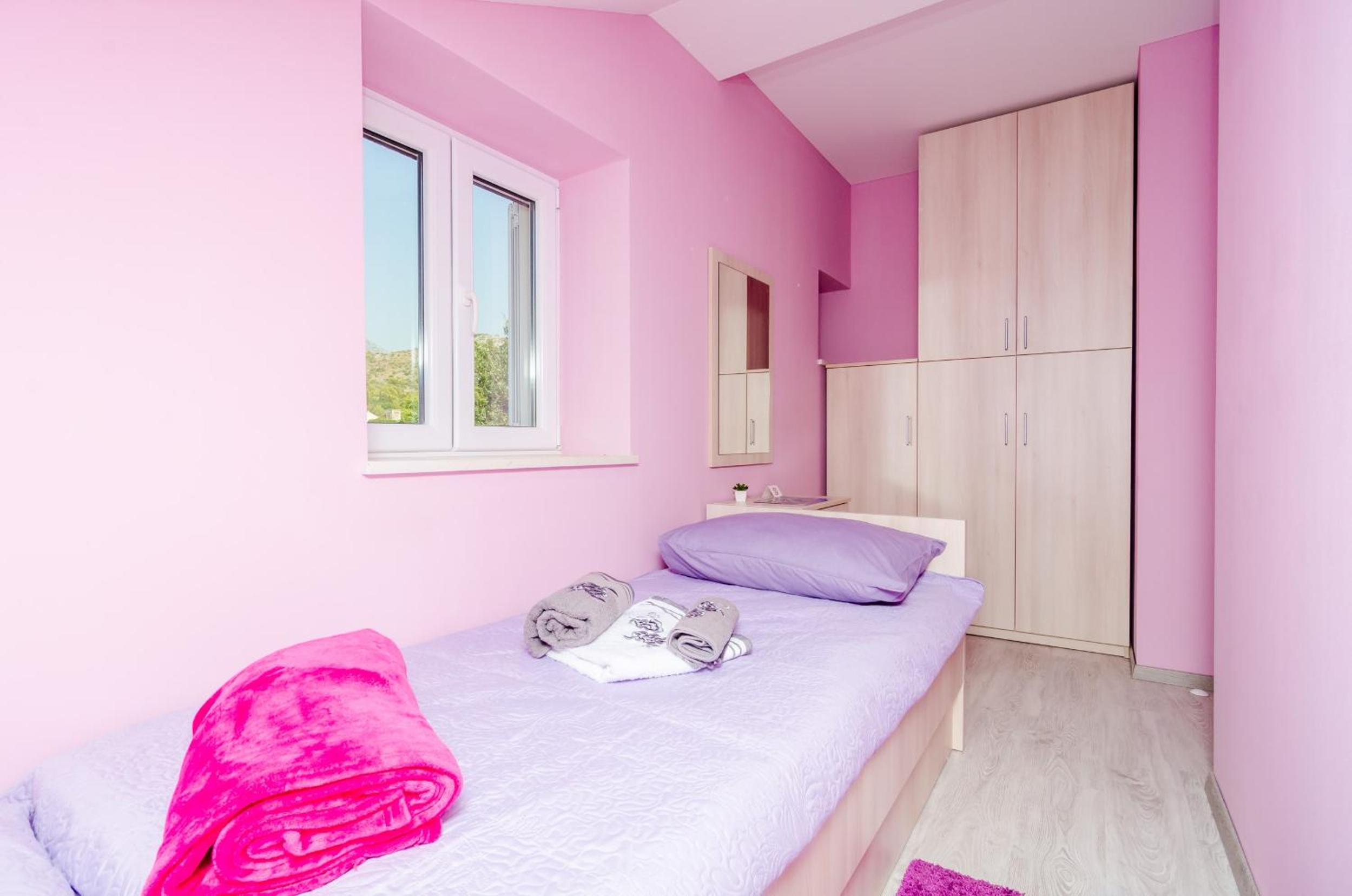 Apartments Donita