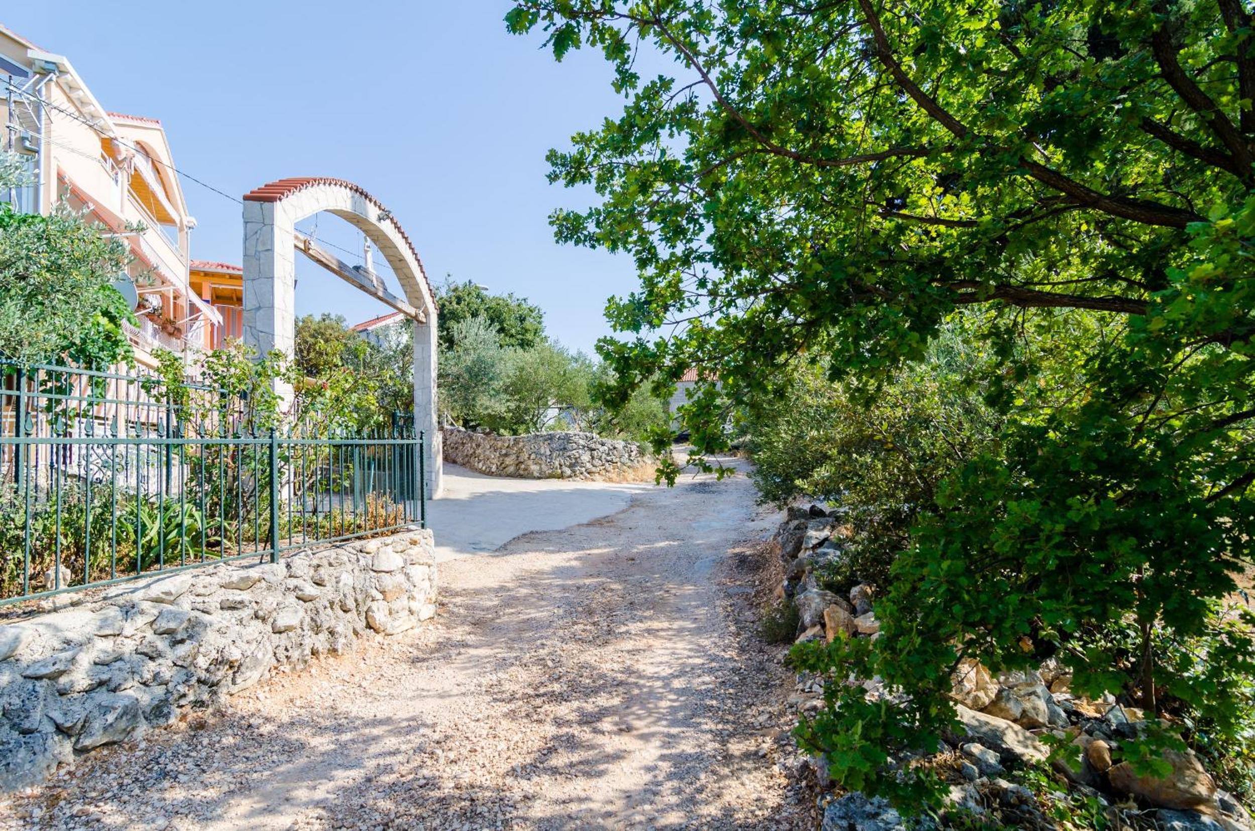 Apartments Donita