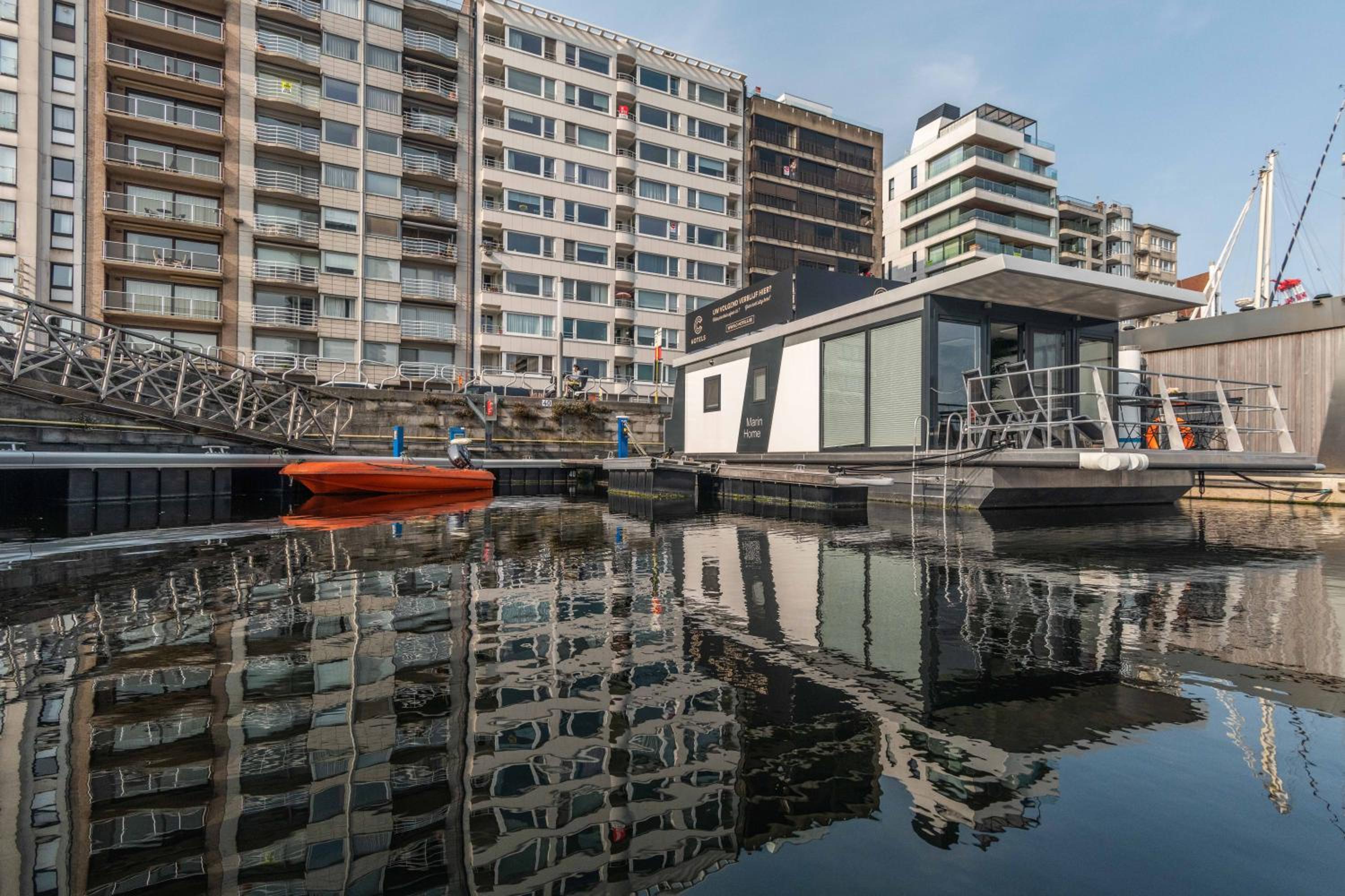 Houseboat-Oostende view 4