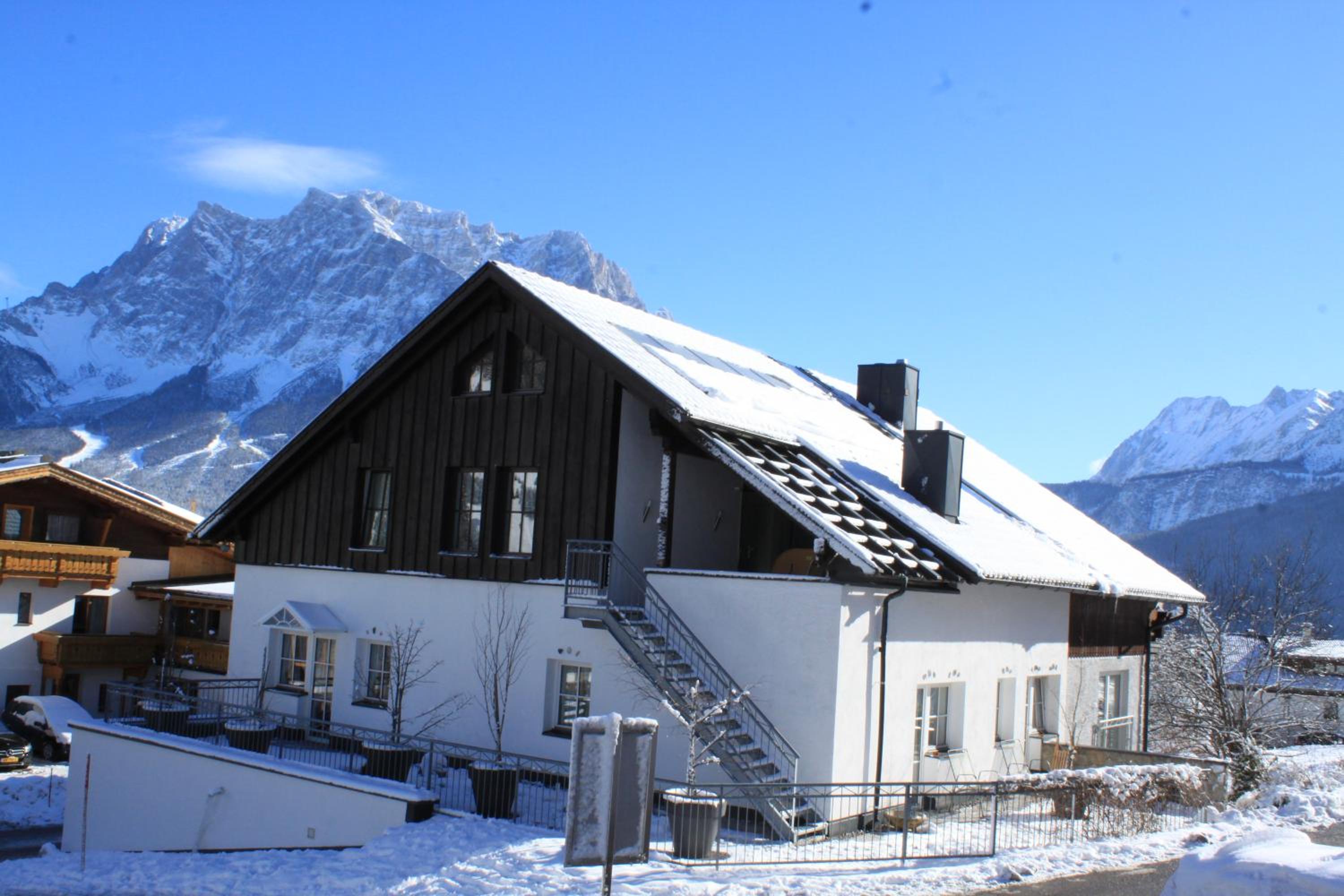 Am Sonnenfels view 3