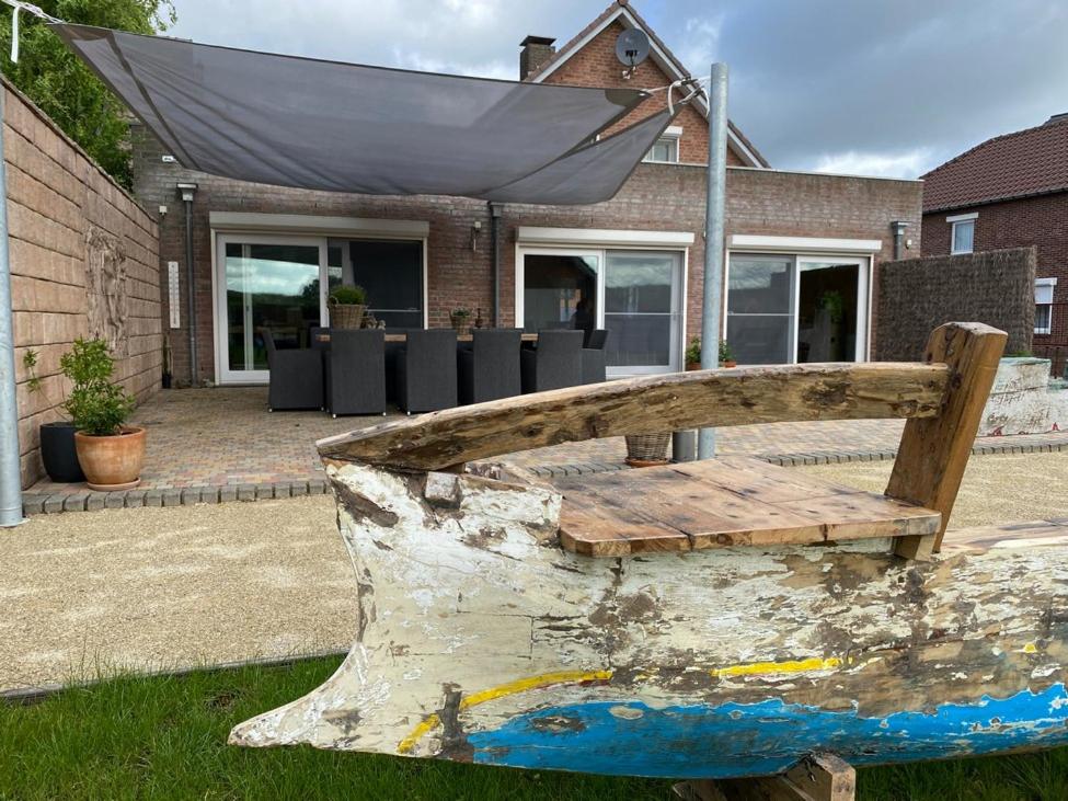 Den 118, aan de Maas