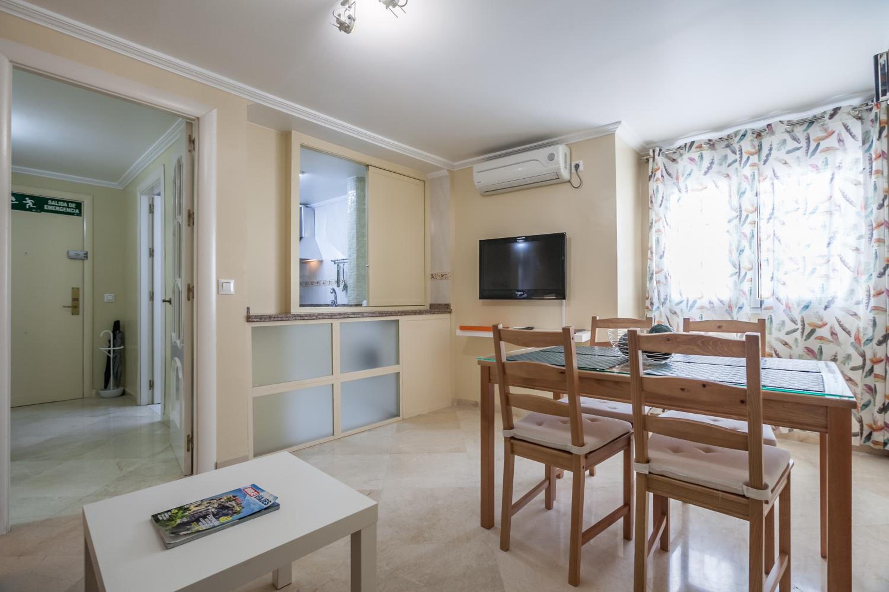Acogedor Apartamento junto a la Plaza del Salvador view 2