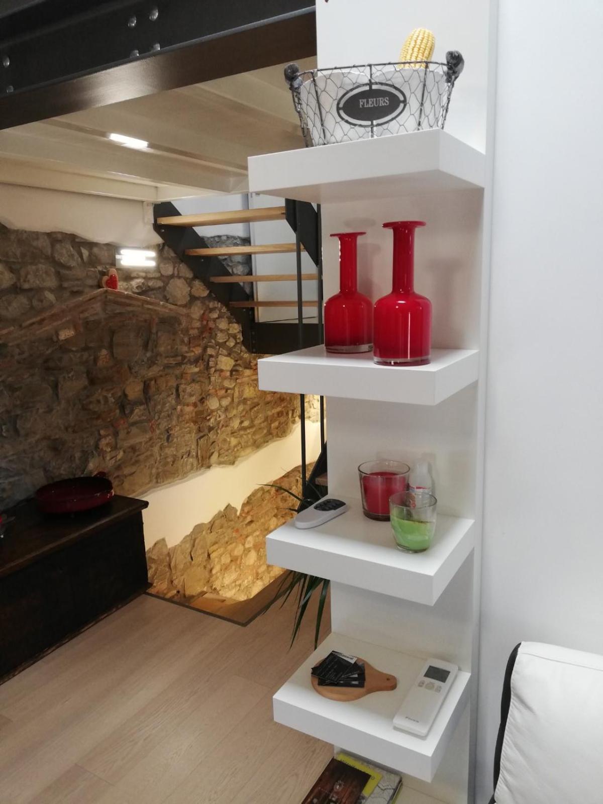 LOFT in PIAZZA con soppalco view 5