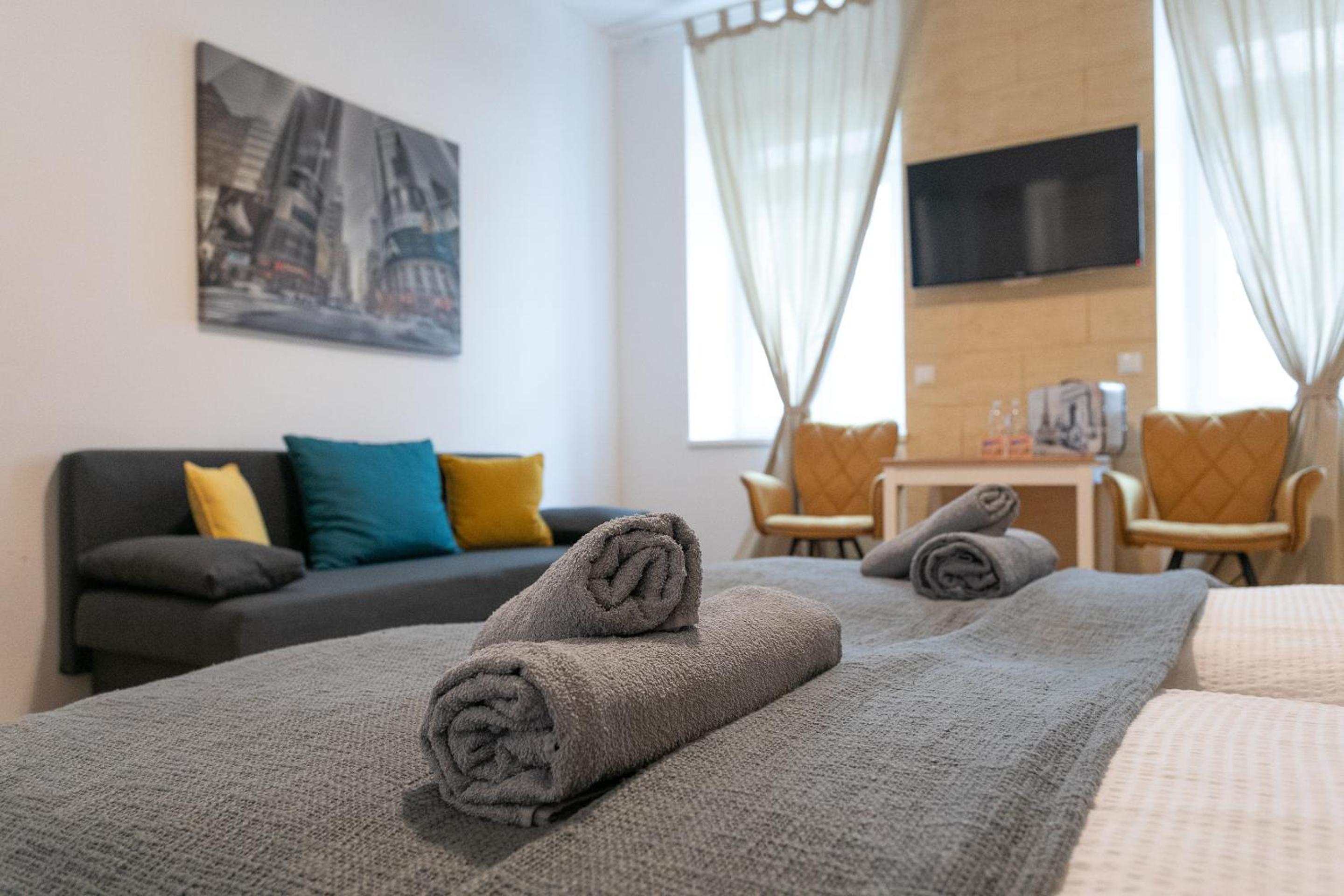 Apartment, modern und neu renoviert