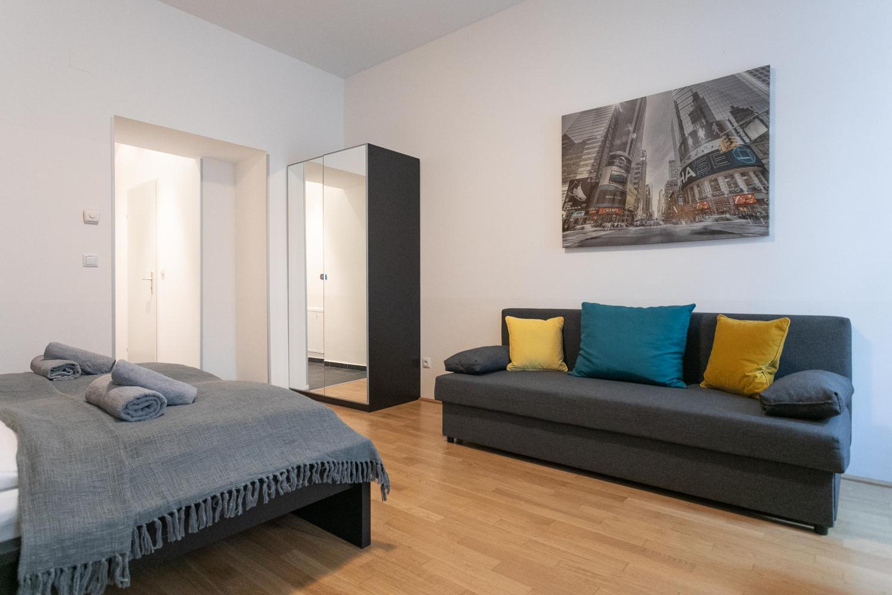 Apartment, modern und neu renoviert