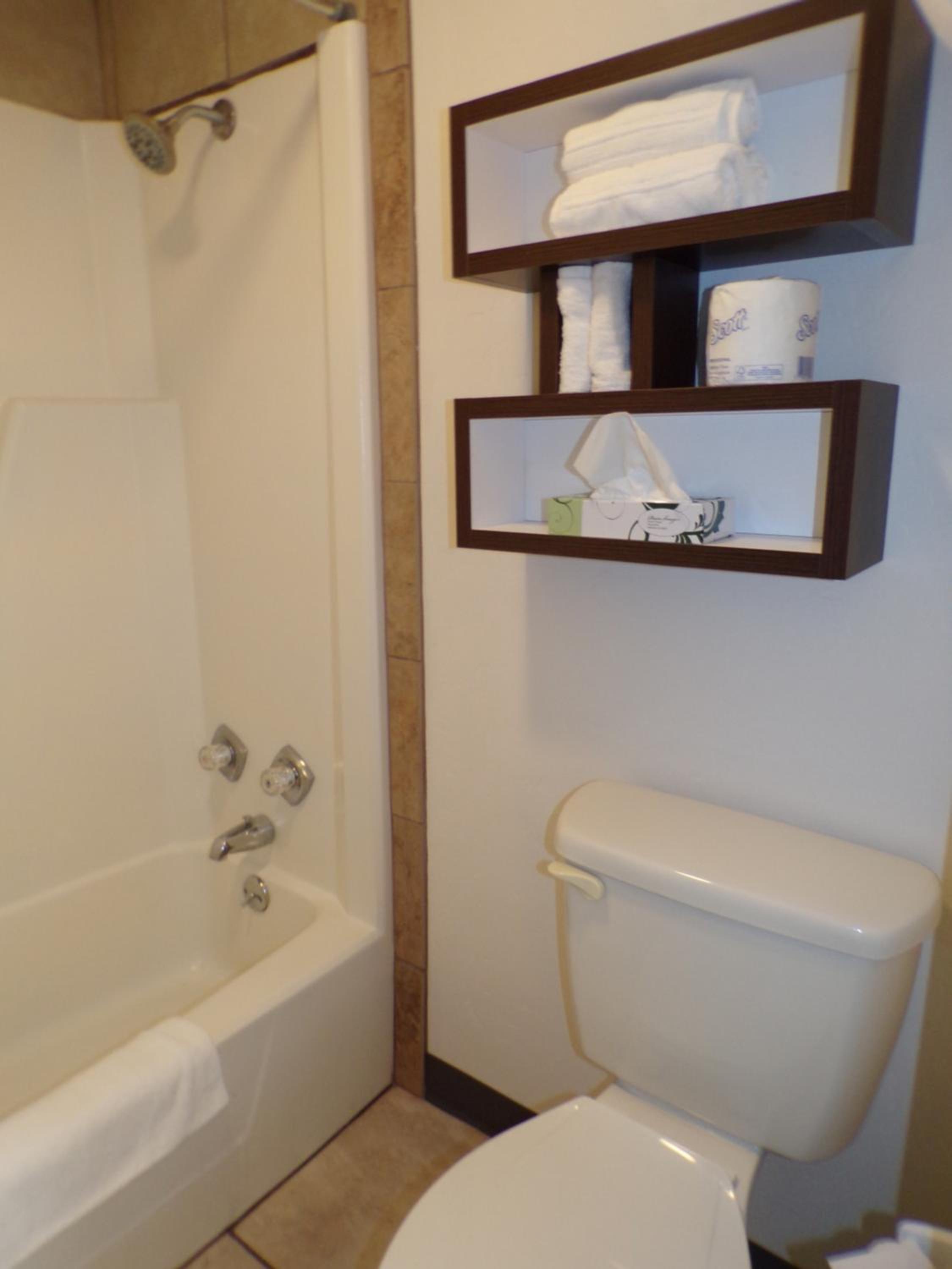 Dover Inn and Suites, Photo 21