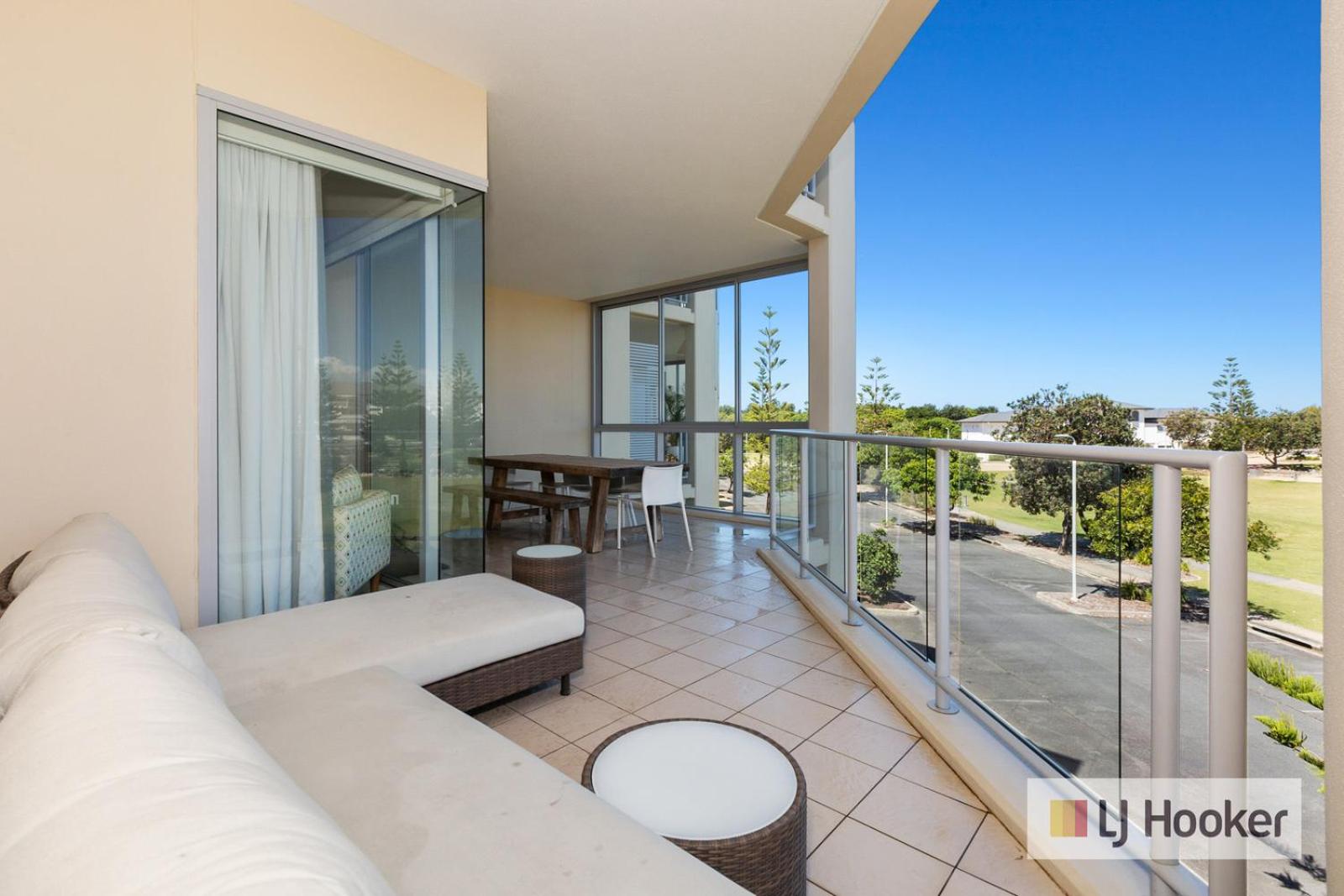 Wave Culture 1204 Beach Bliss - Apartment with complex Pool & Spa