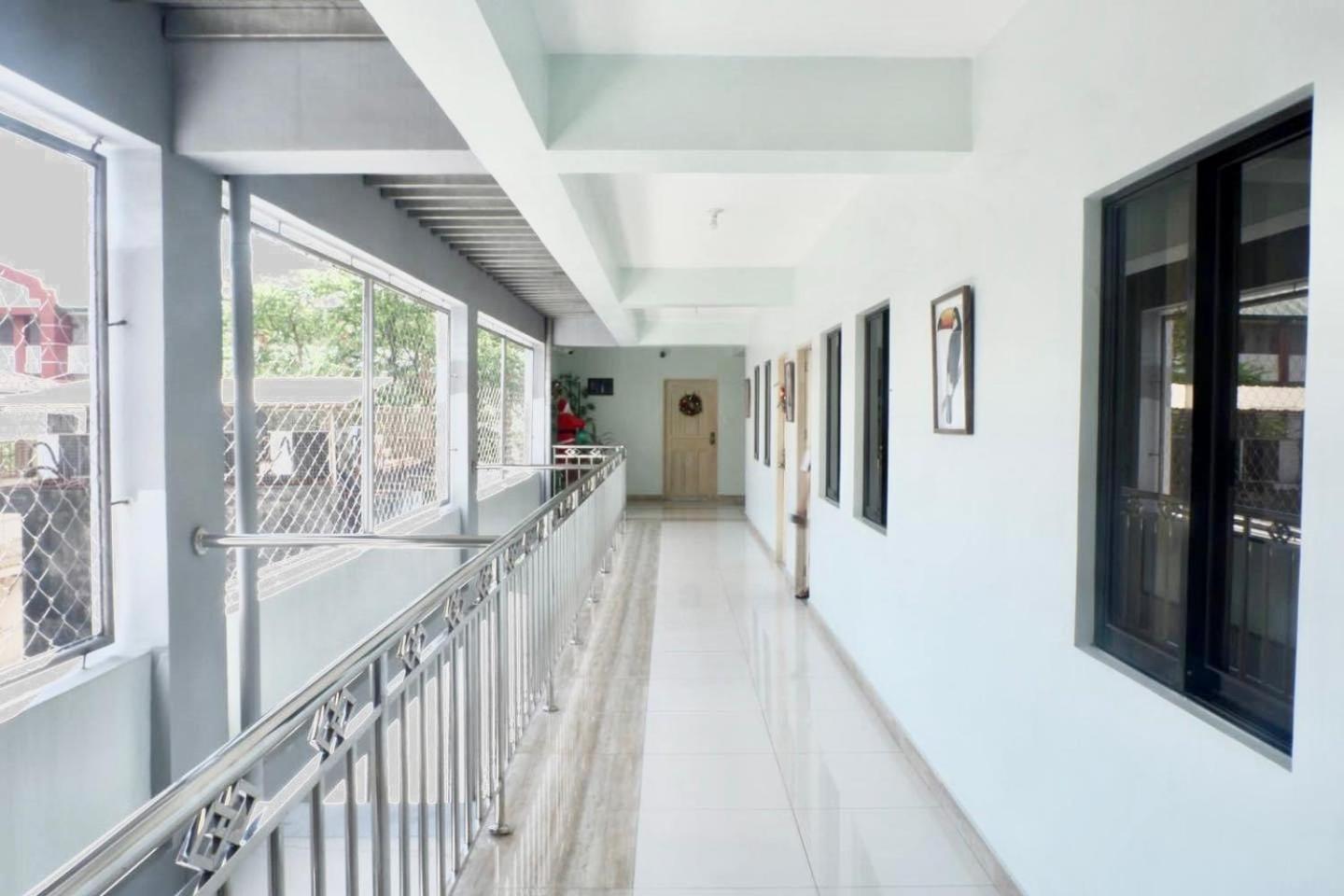 Patricios Apartelle Taguig view 4