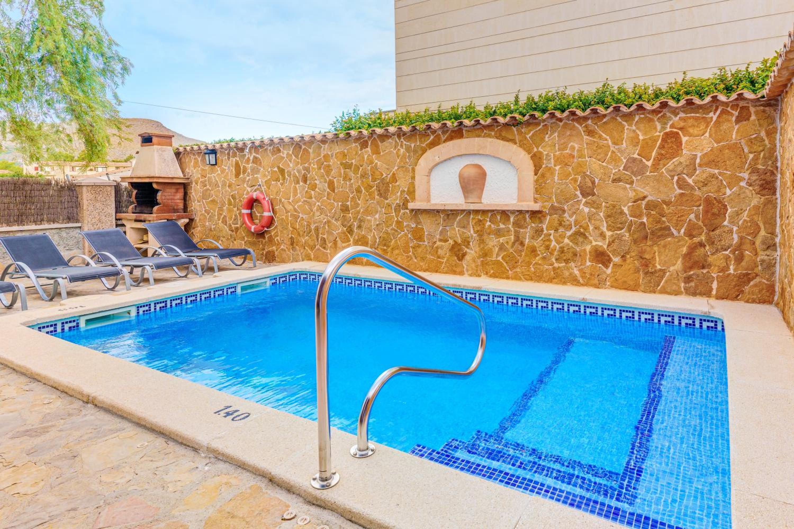 Villa Pintor en Port de Pollensa — recepcion & lobby