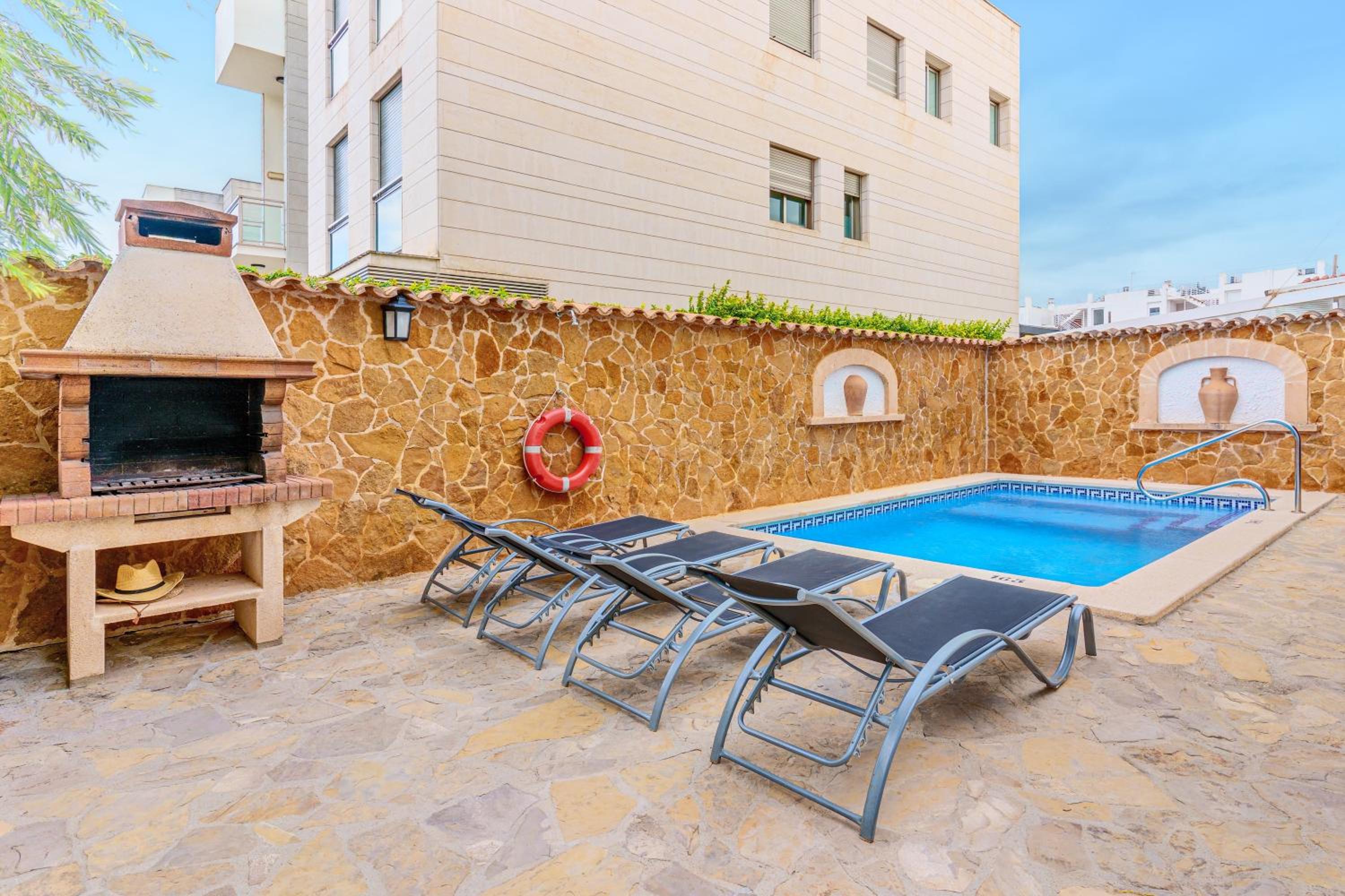 Villa Pintor en Port de Pollensa — recepcion & lobby